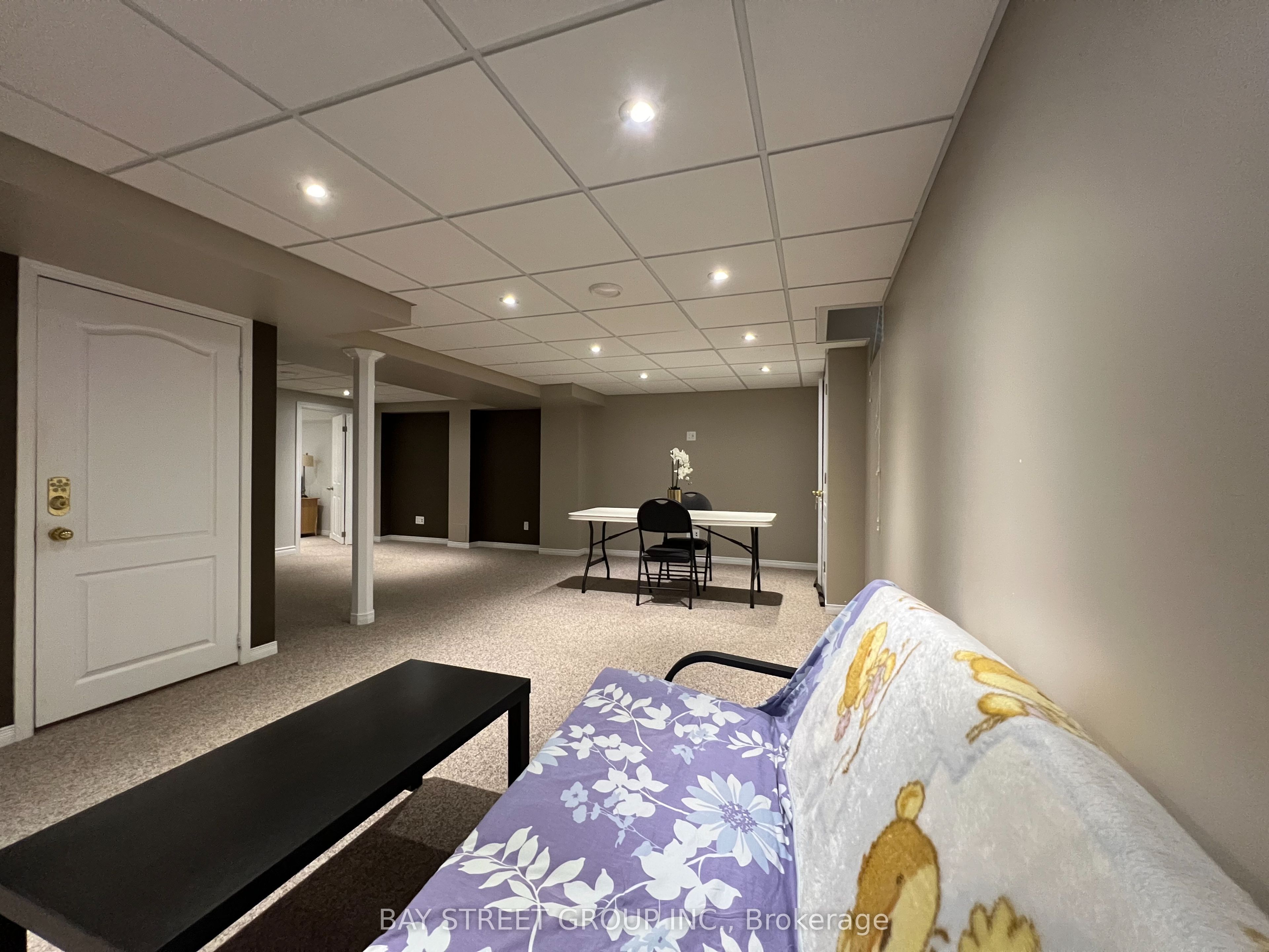 52 Loring Cres N/a Bsmt Property Photo 11