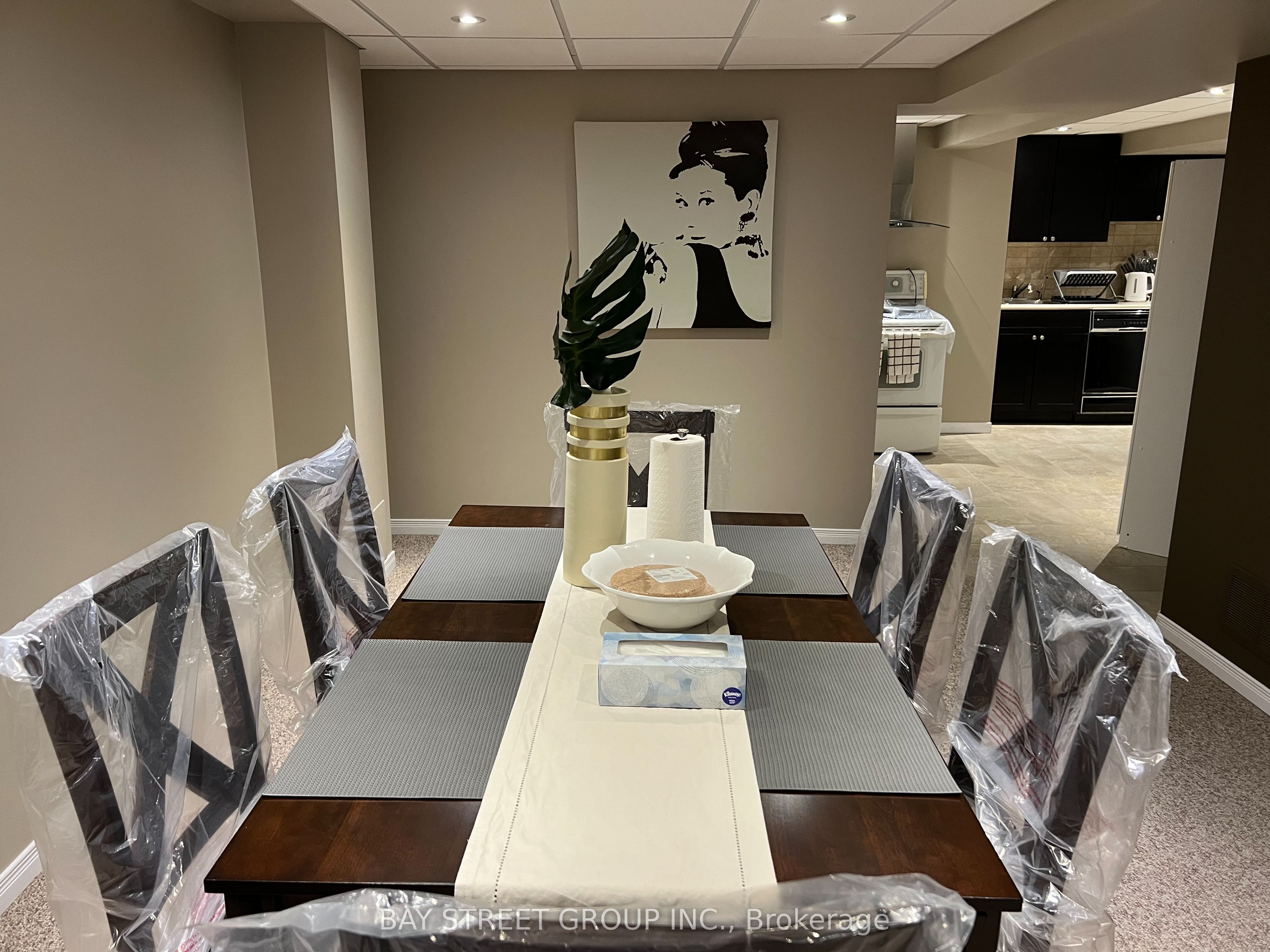 52 Loring Cres N/a Bsmt Property Photo 12