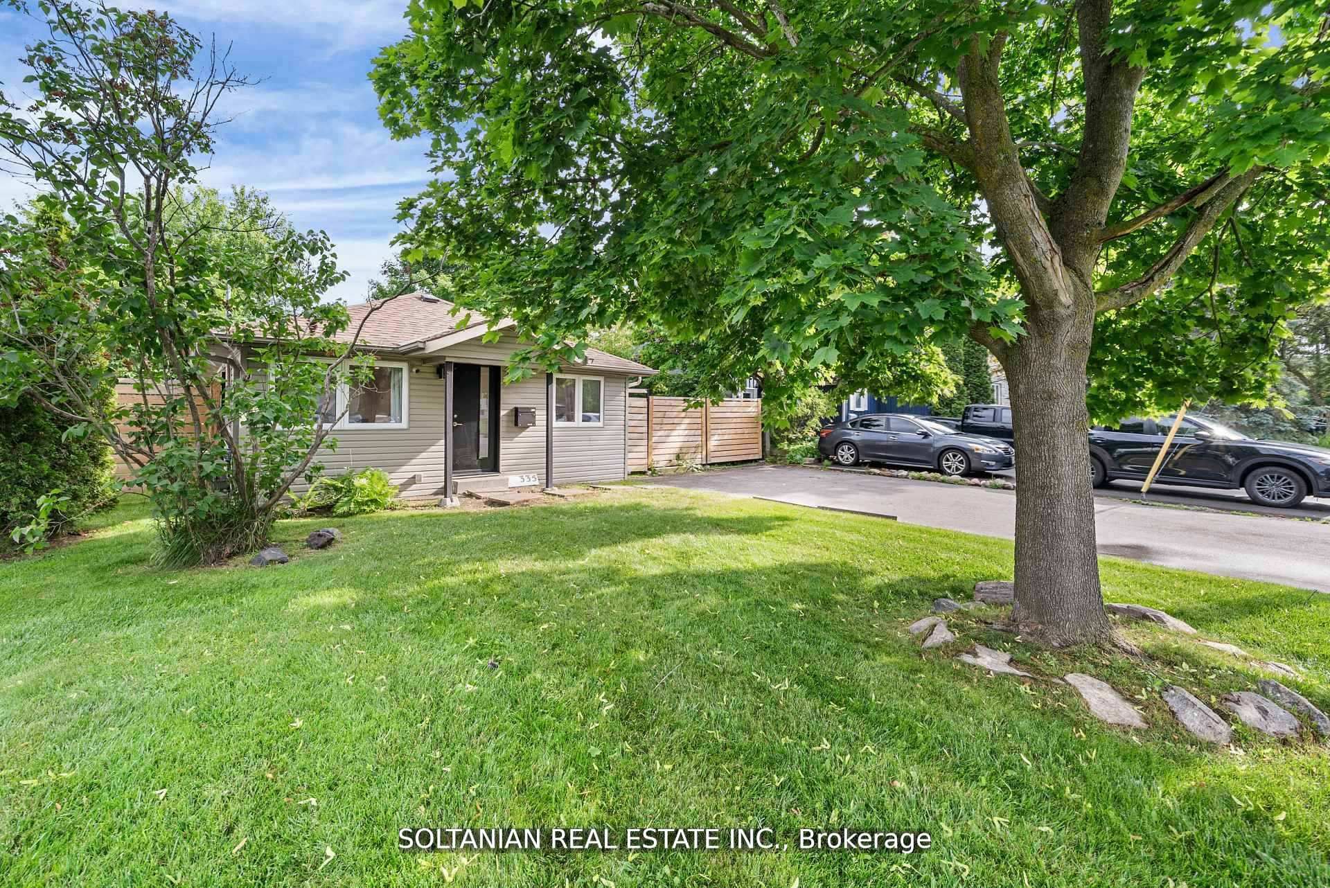 335 Miami Drive Property Photo 2