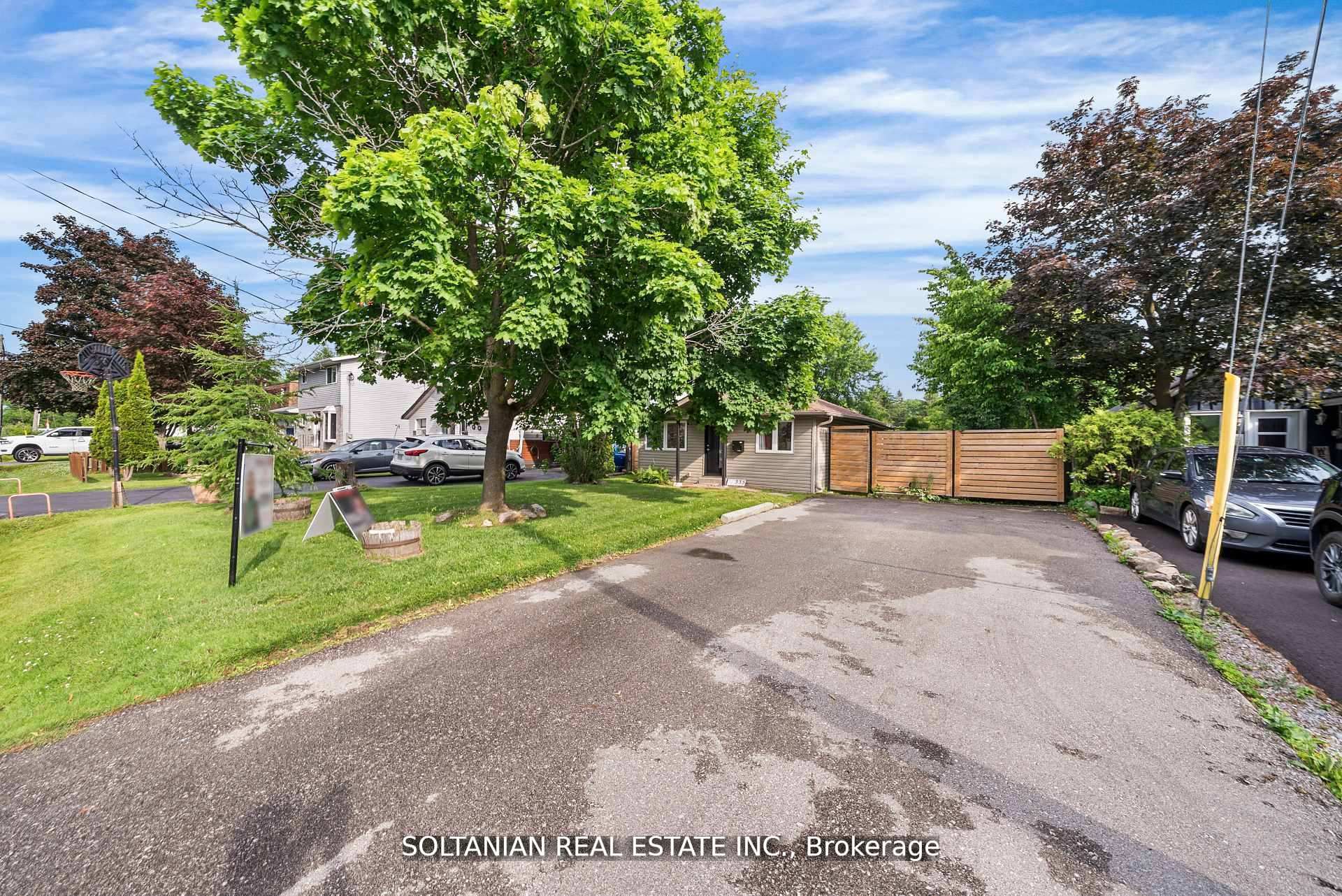 335 Miami Drive Property Photo 3