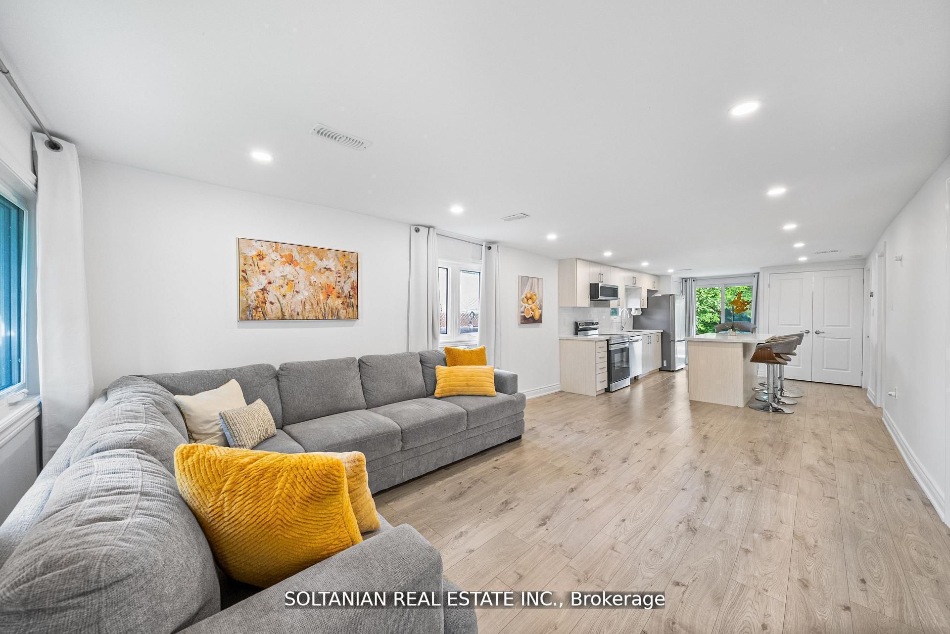 335 Miami Drive Property Photo 6