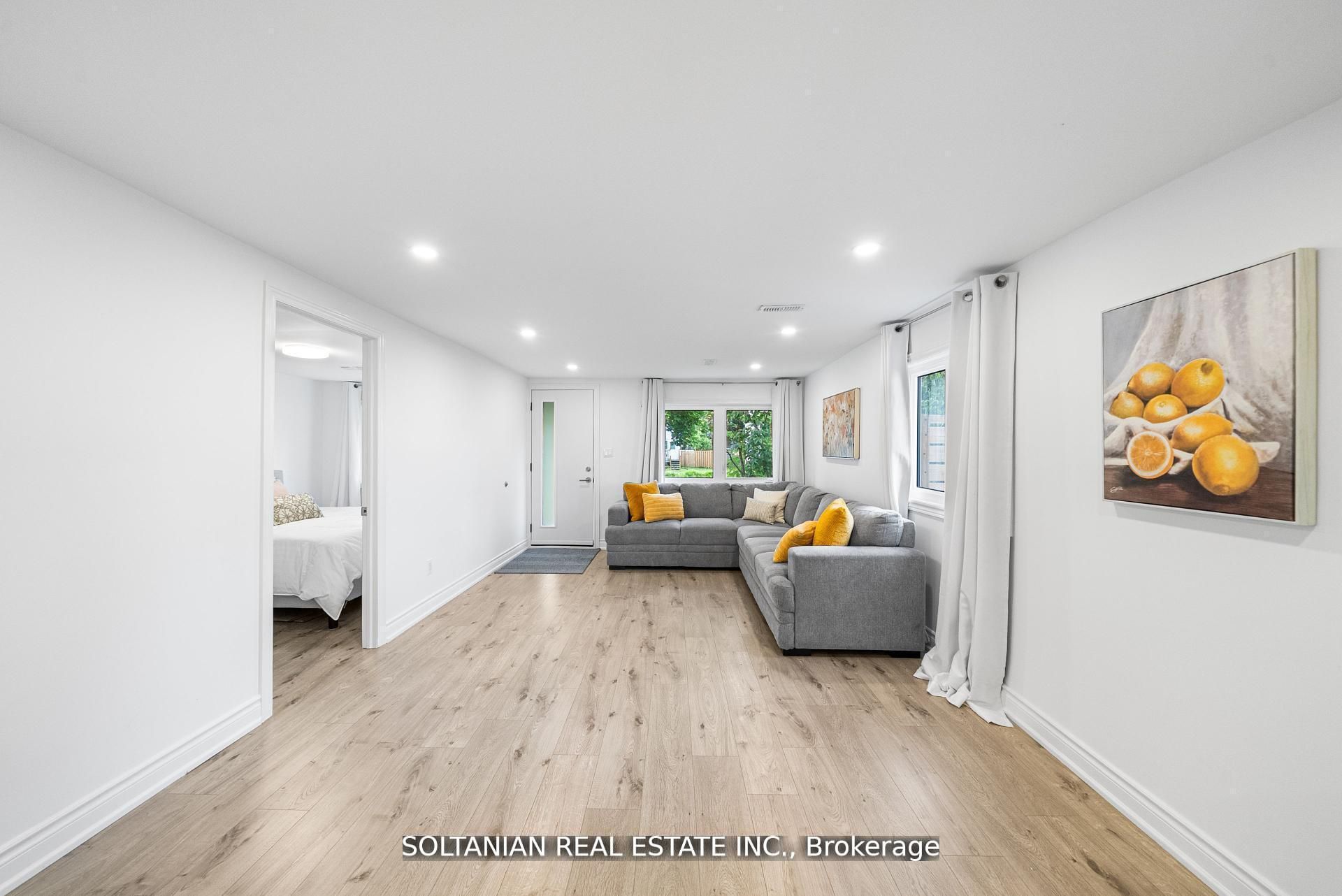 335 Miami Drive Property Photo 7