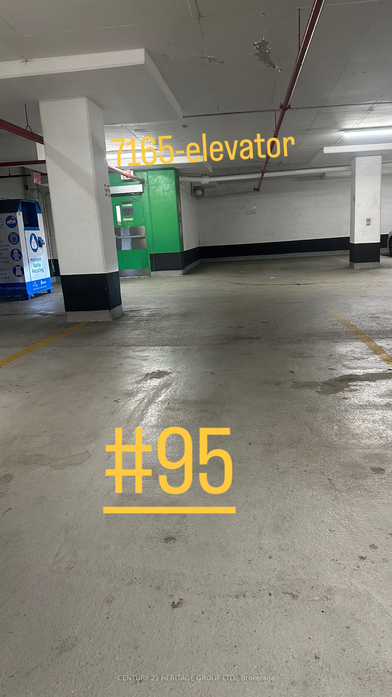 7165 Yonge St Property Photo 2