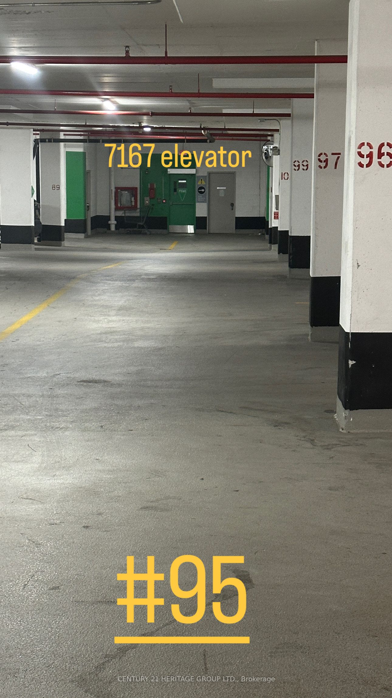 7165 Yonge St Property Photo 3