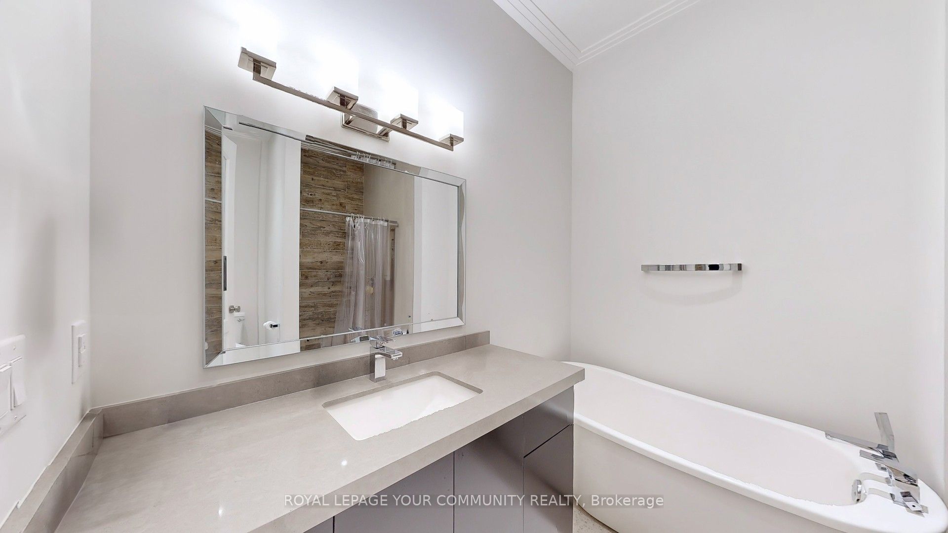 42 Somerville Street Property Photo 12