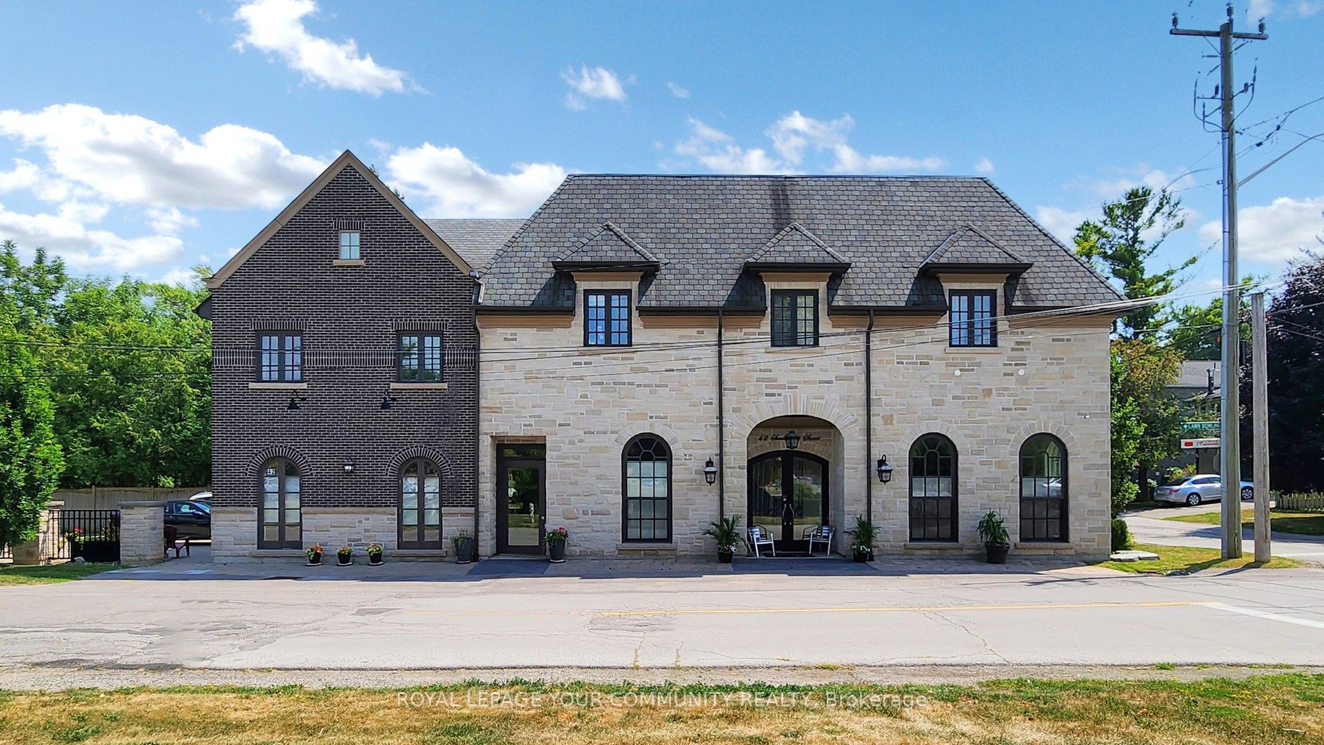 42 Somerville Street Property Photo 2