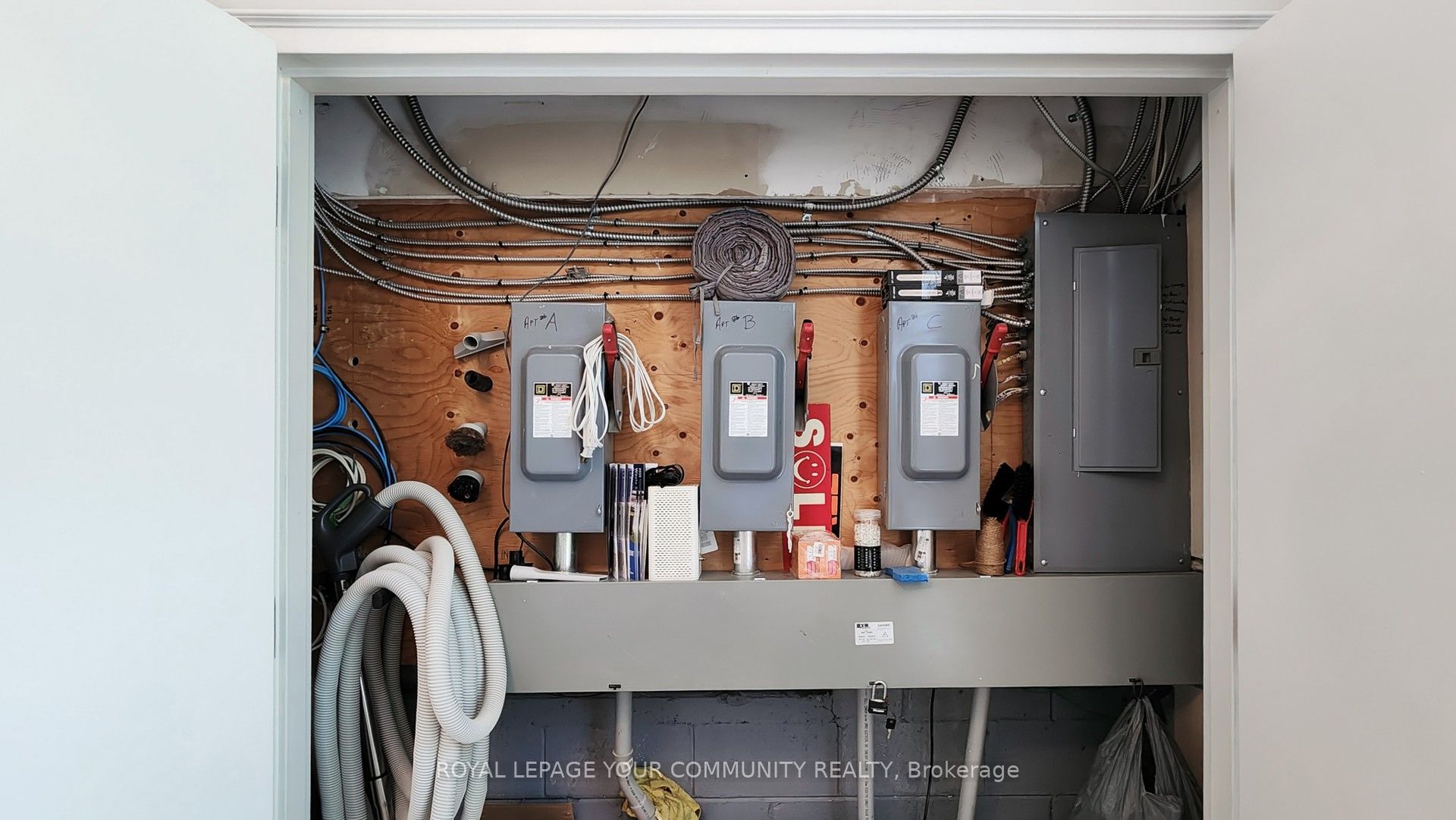 42 Somerville Street Property Photo 41