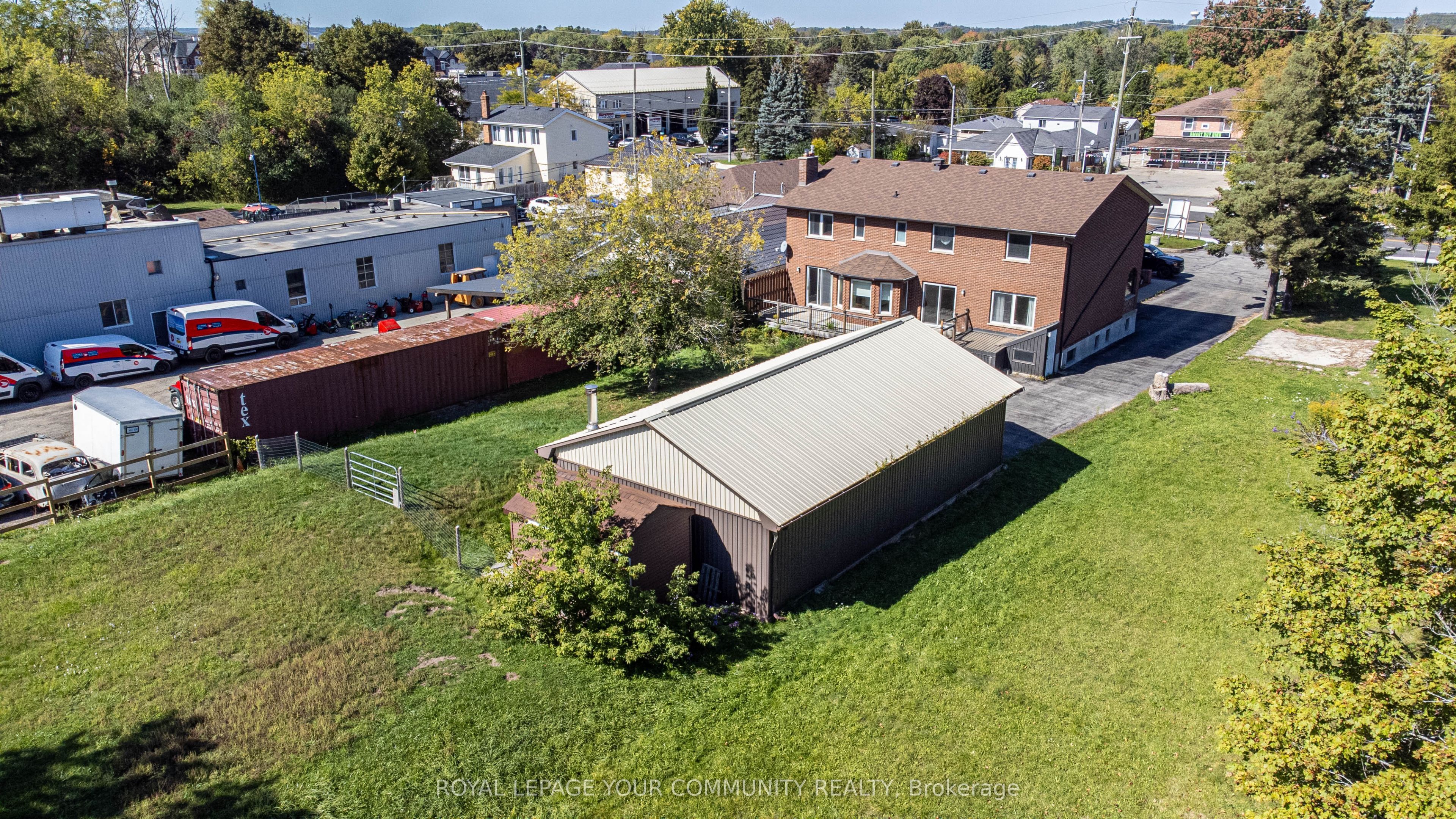 181 King Road Property Photo 3