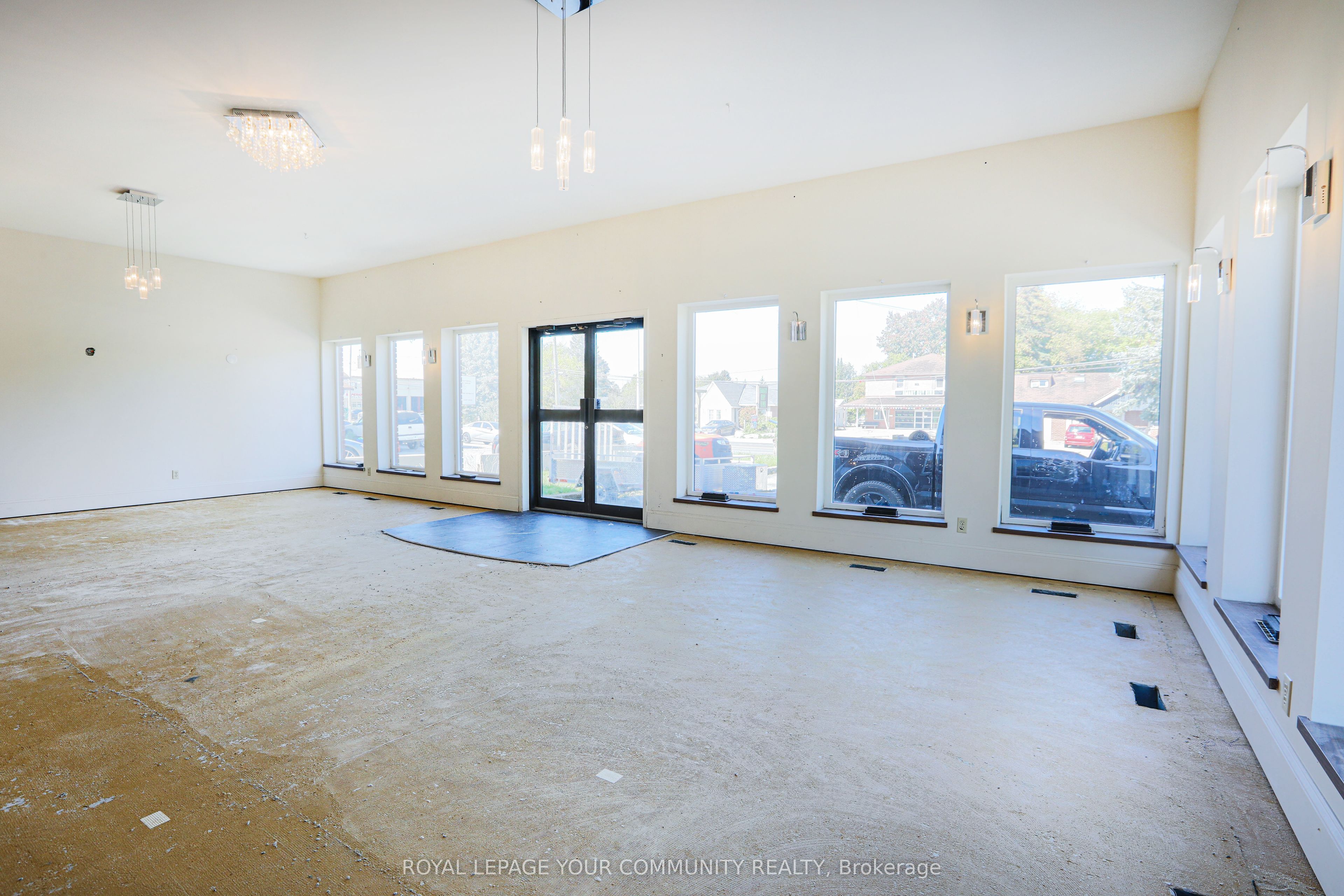 181 King Road Property Photo 9