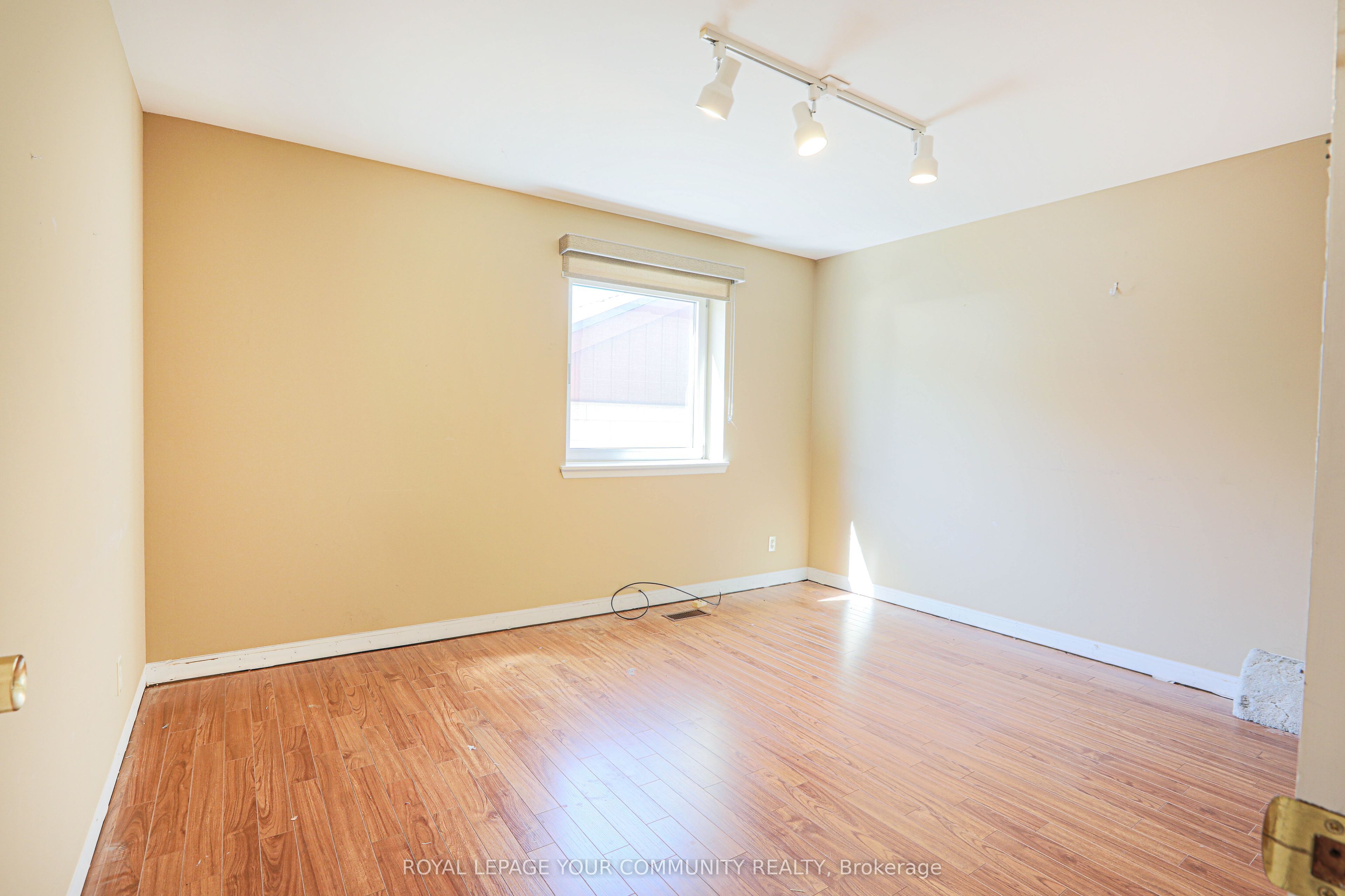 181 King Road Property Photo 12