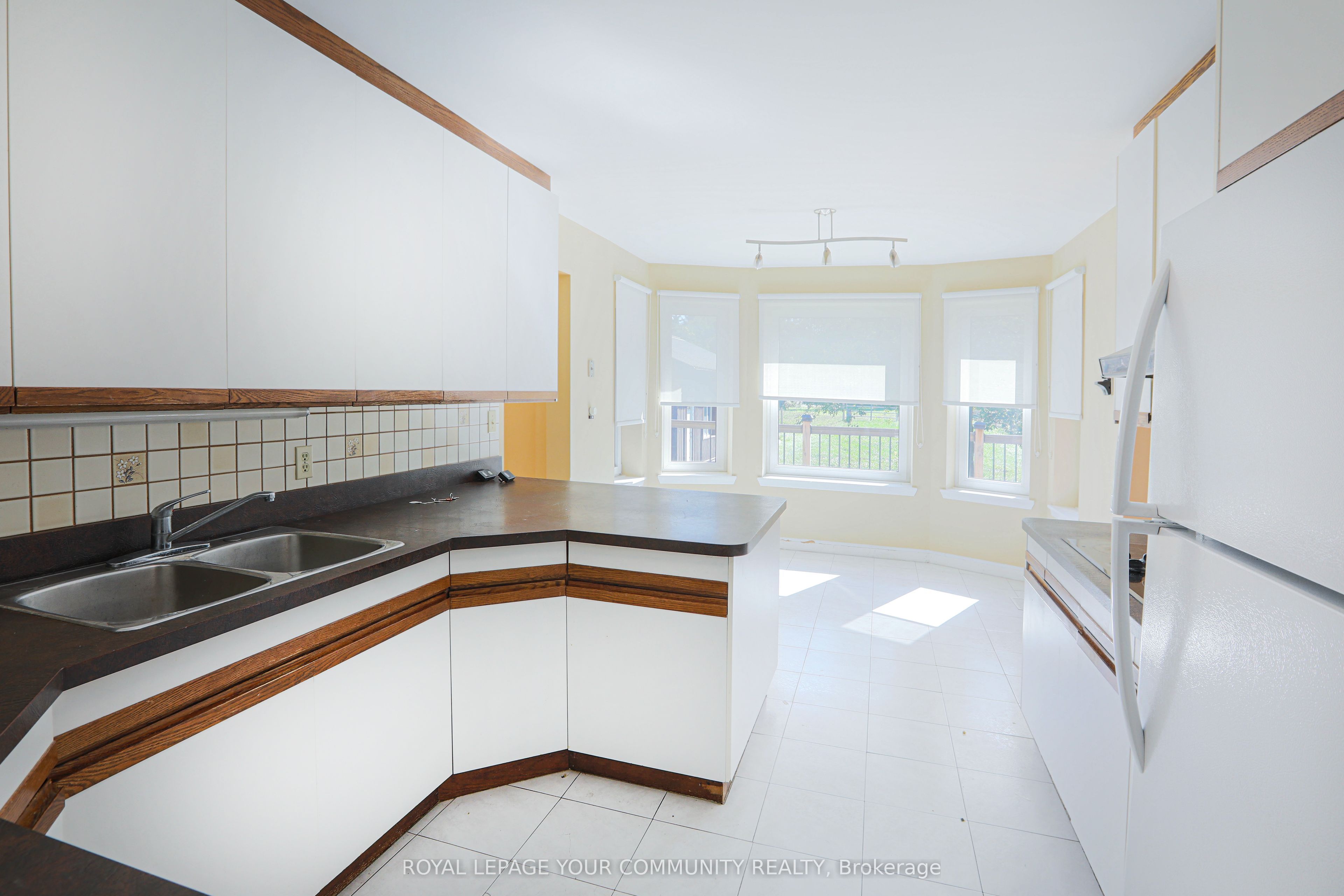 181 King Road Property Photo 16