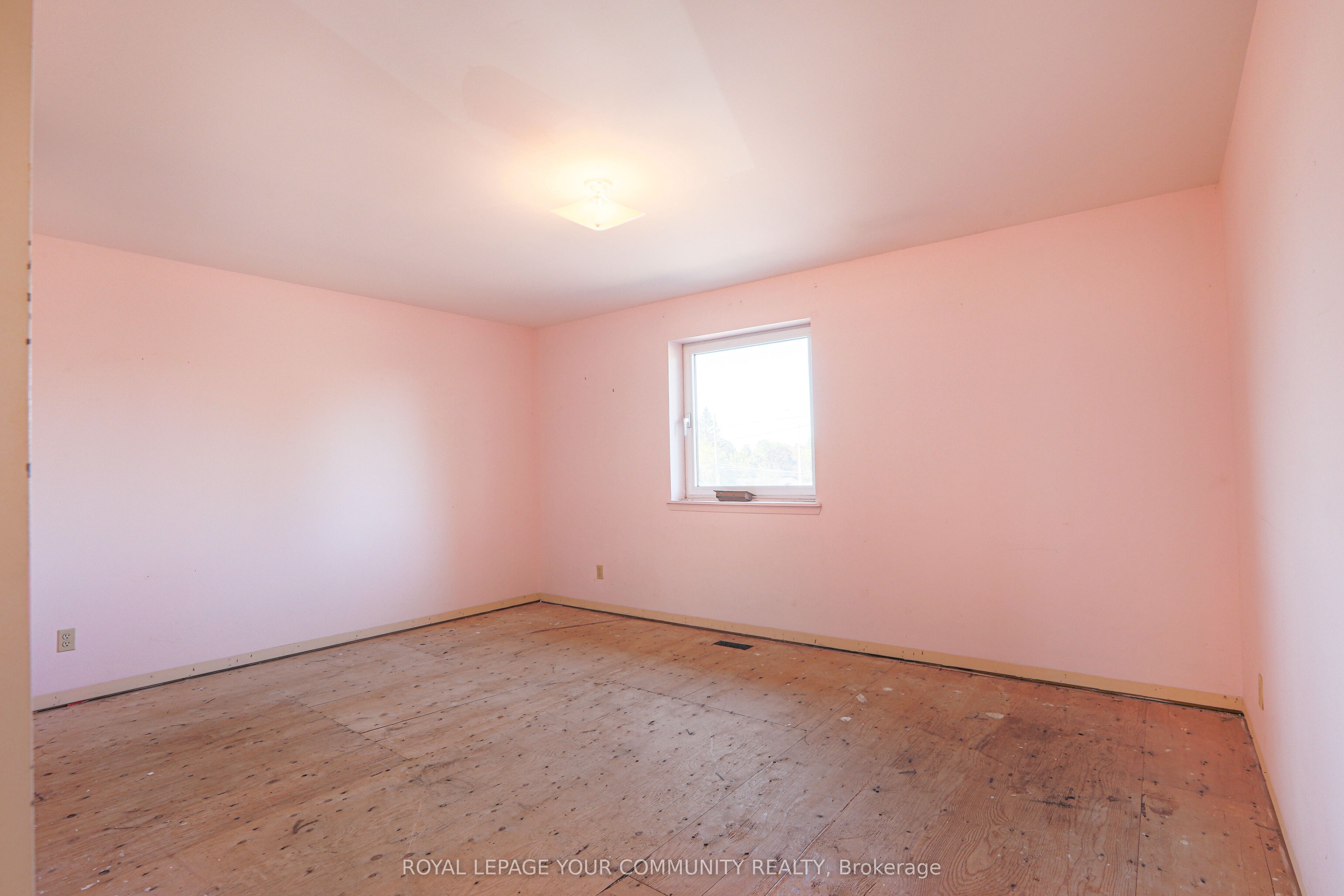 181 King Road Property Photo 27