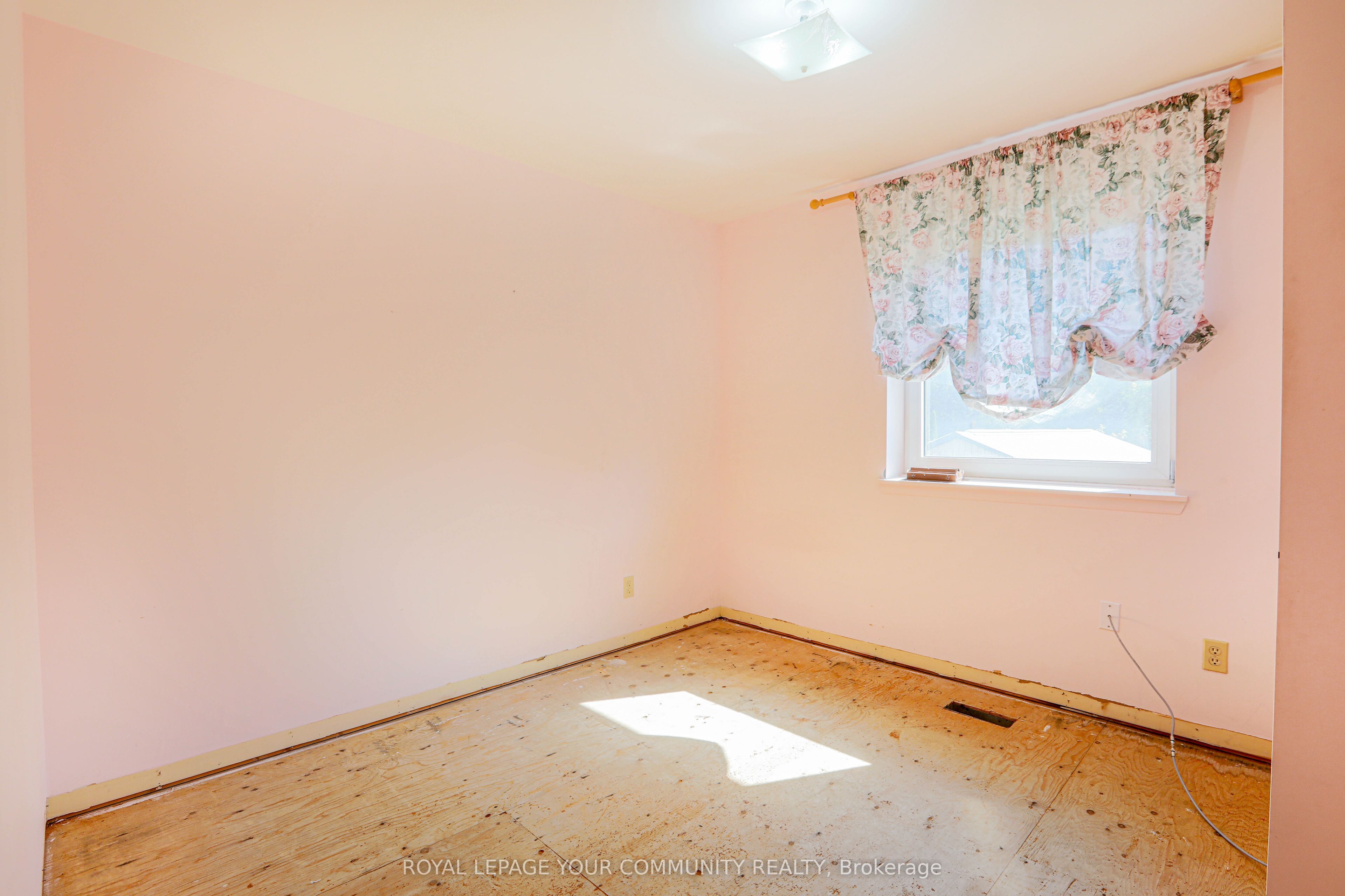 181 King Road Property Photo 30