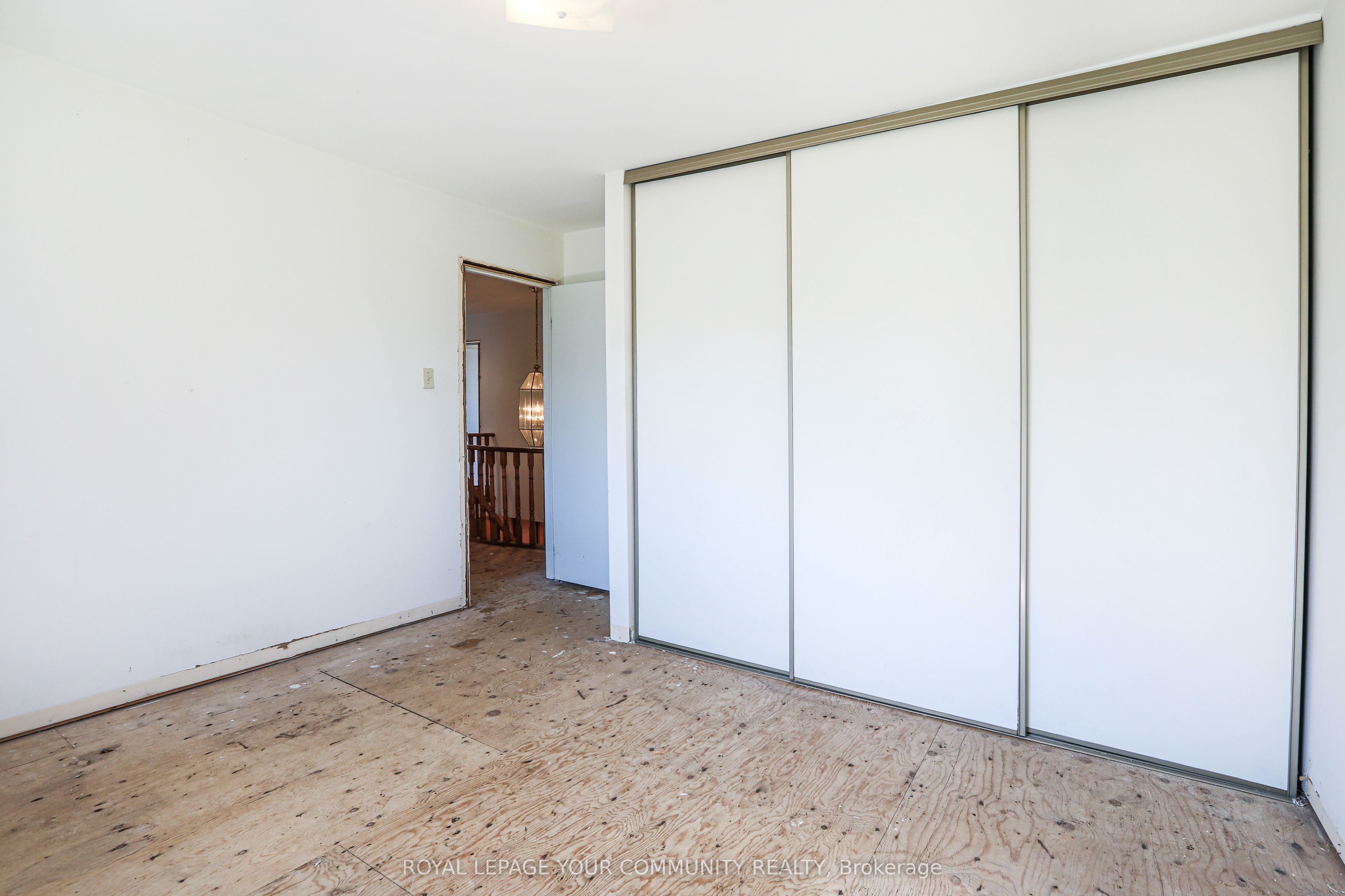 181 King Road Property Photo 33