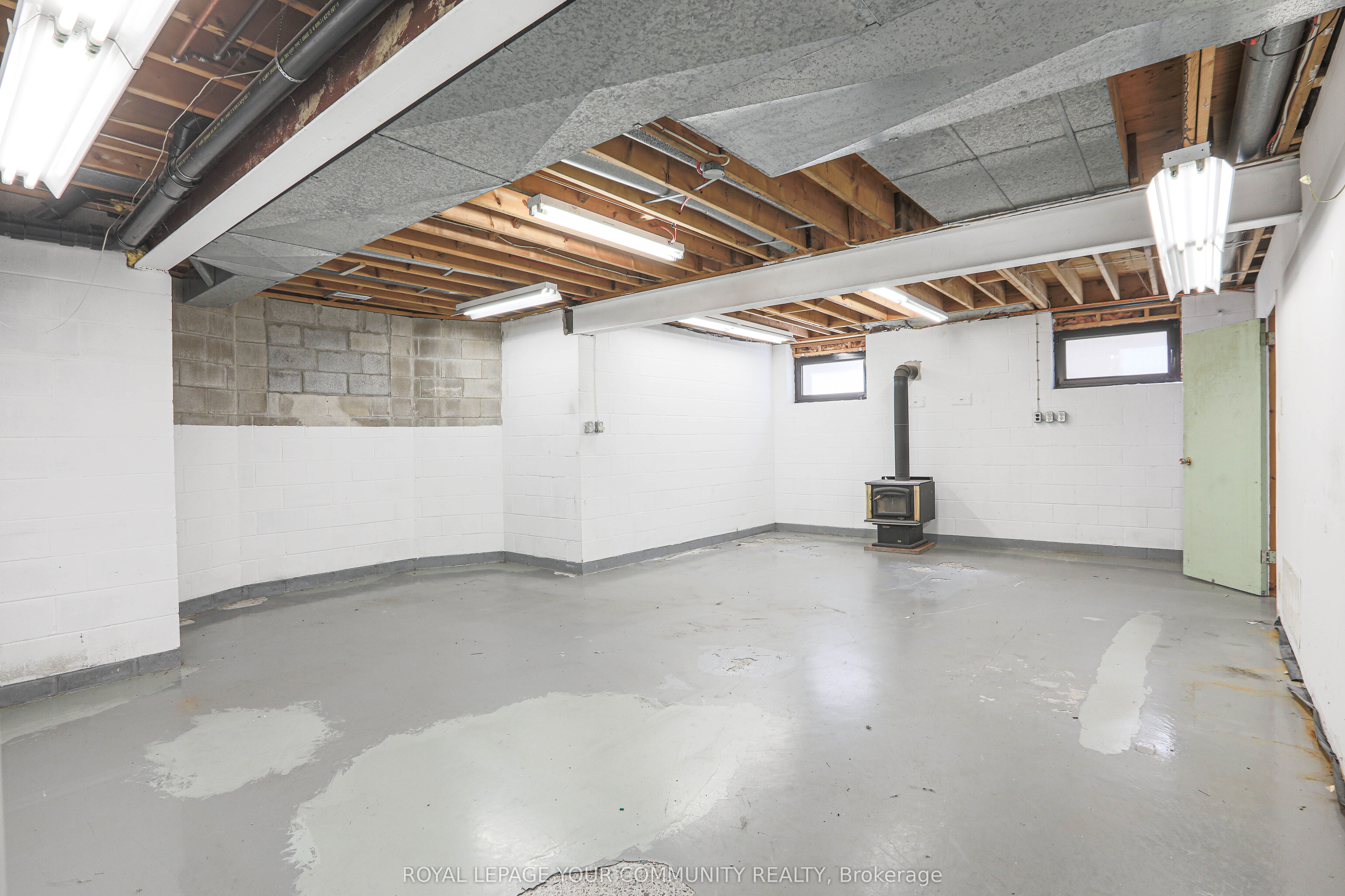 181 King Road Property Photo 37