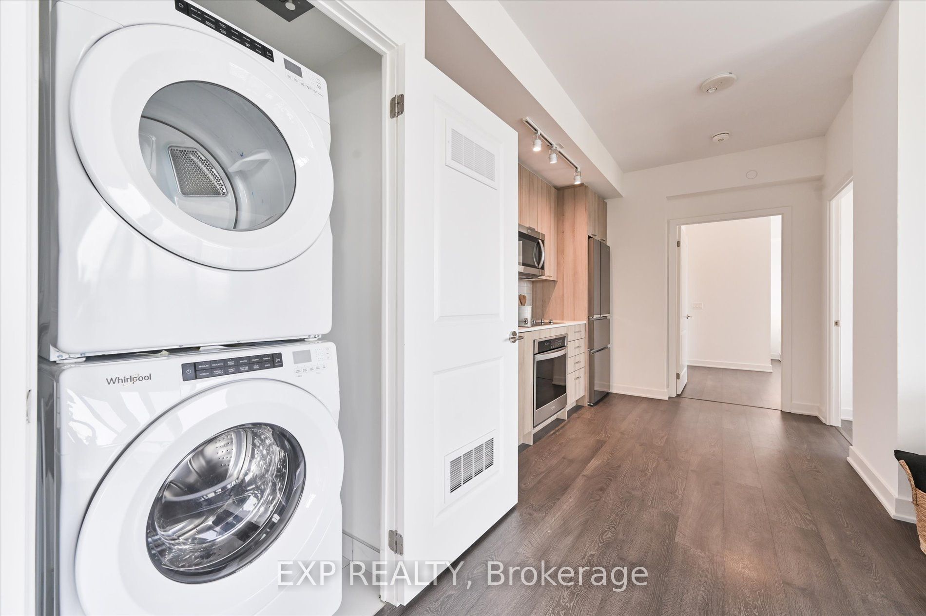 120 Eagle Rock Way 1006 Property Photo 6