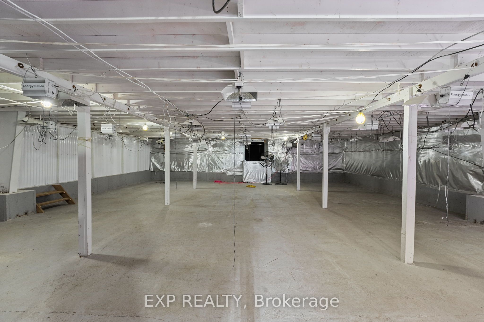 2388 Baseline Road Property Photo 34