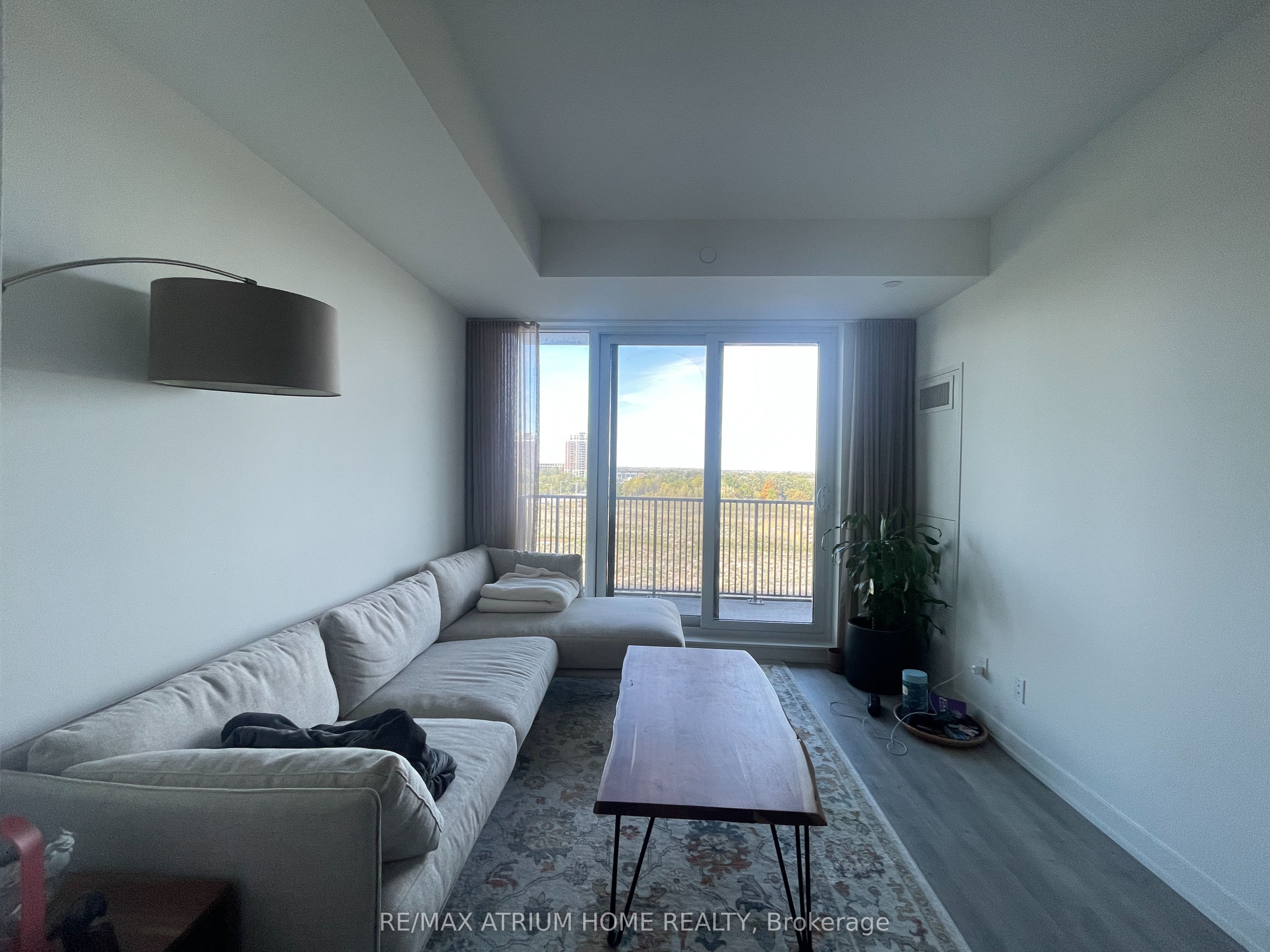 38 Simcoe Promenade 511 Property Photo 1