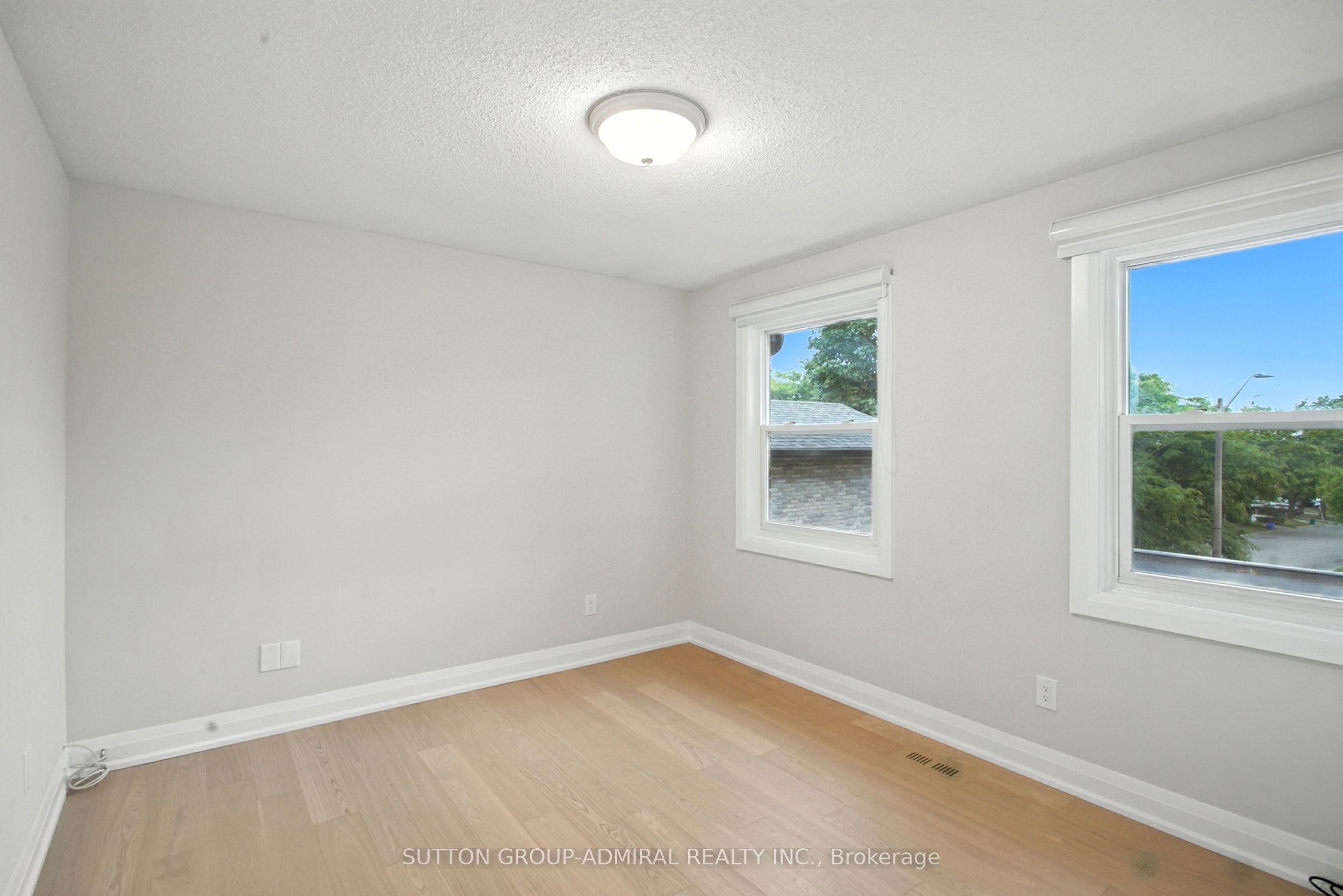 14 Willowbrook Road Property Photo 29