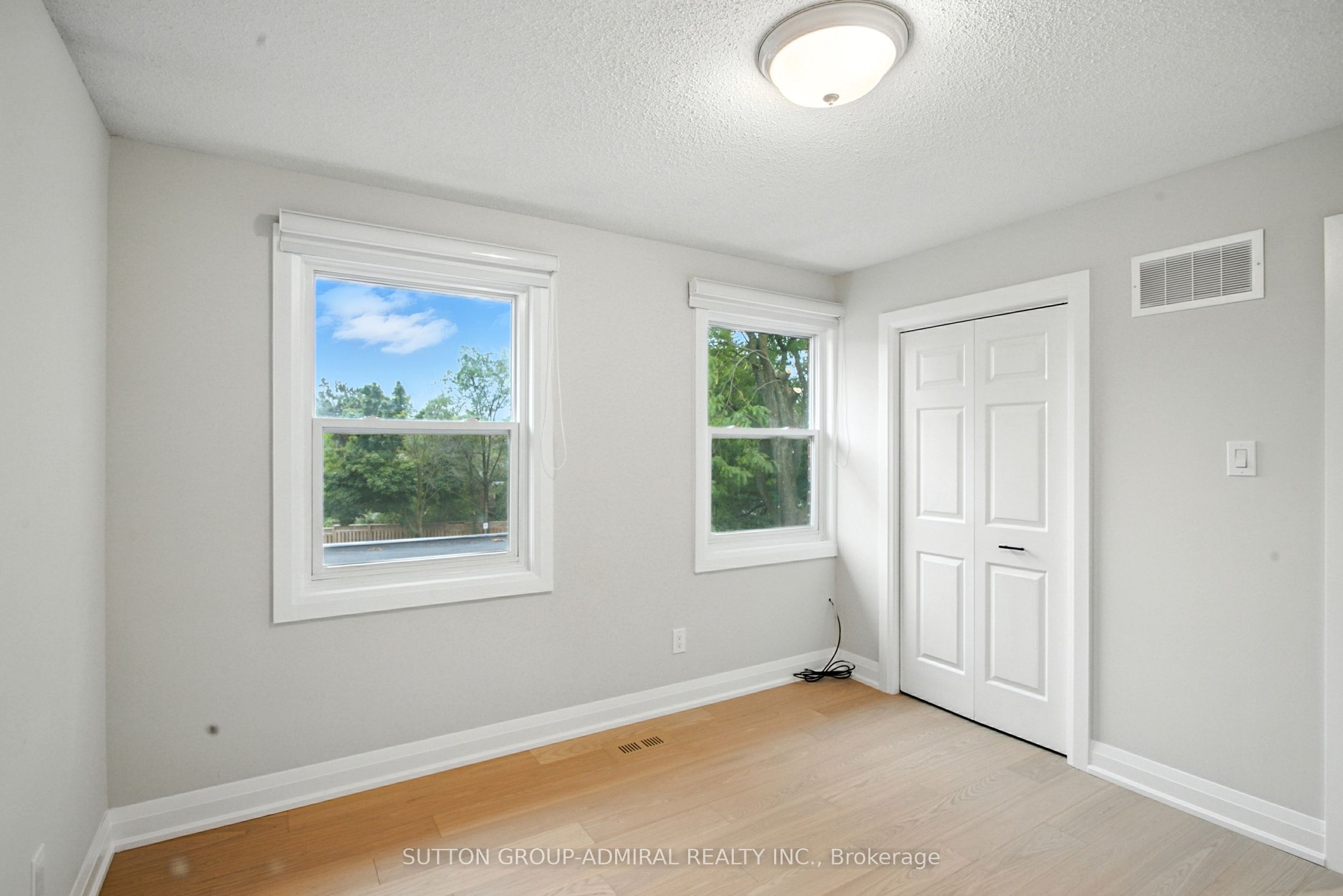 14 Willowbrook Road Property Photo 30