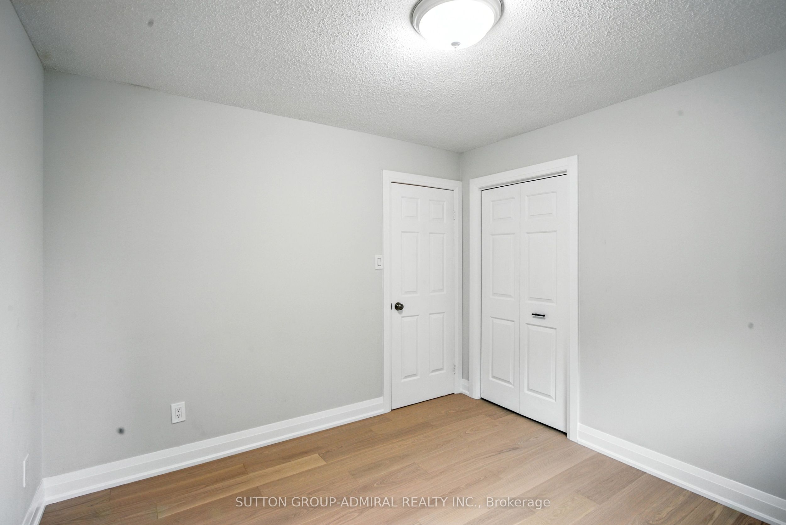 14 Willowbrook Road Property Photo 36