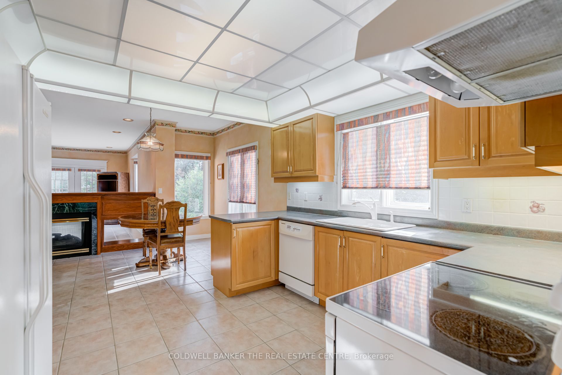 206 Shaftsbury Avenue Property Photo 11