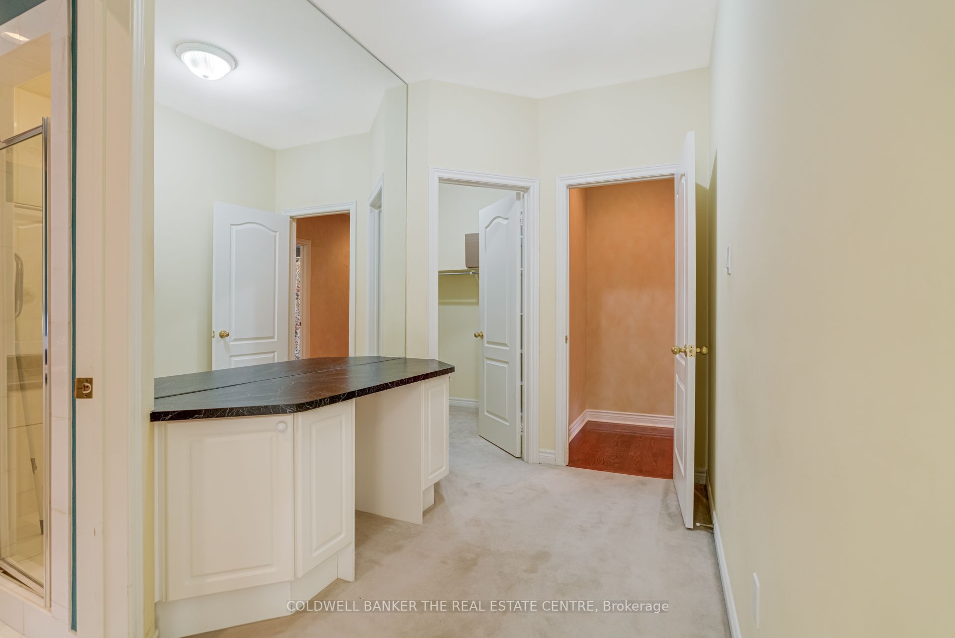 206 Shaftsbury Avenue Property Photo 23