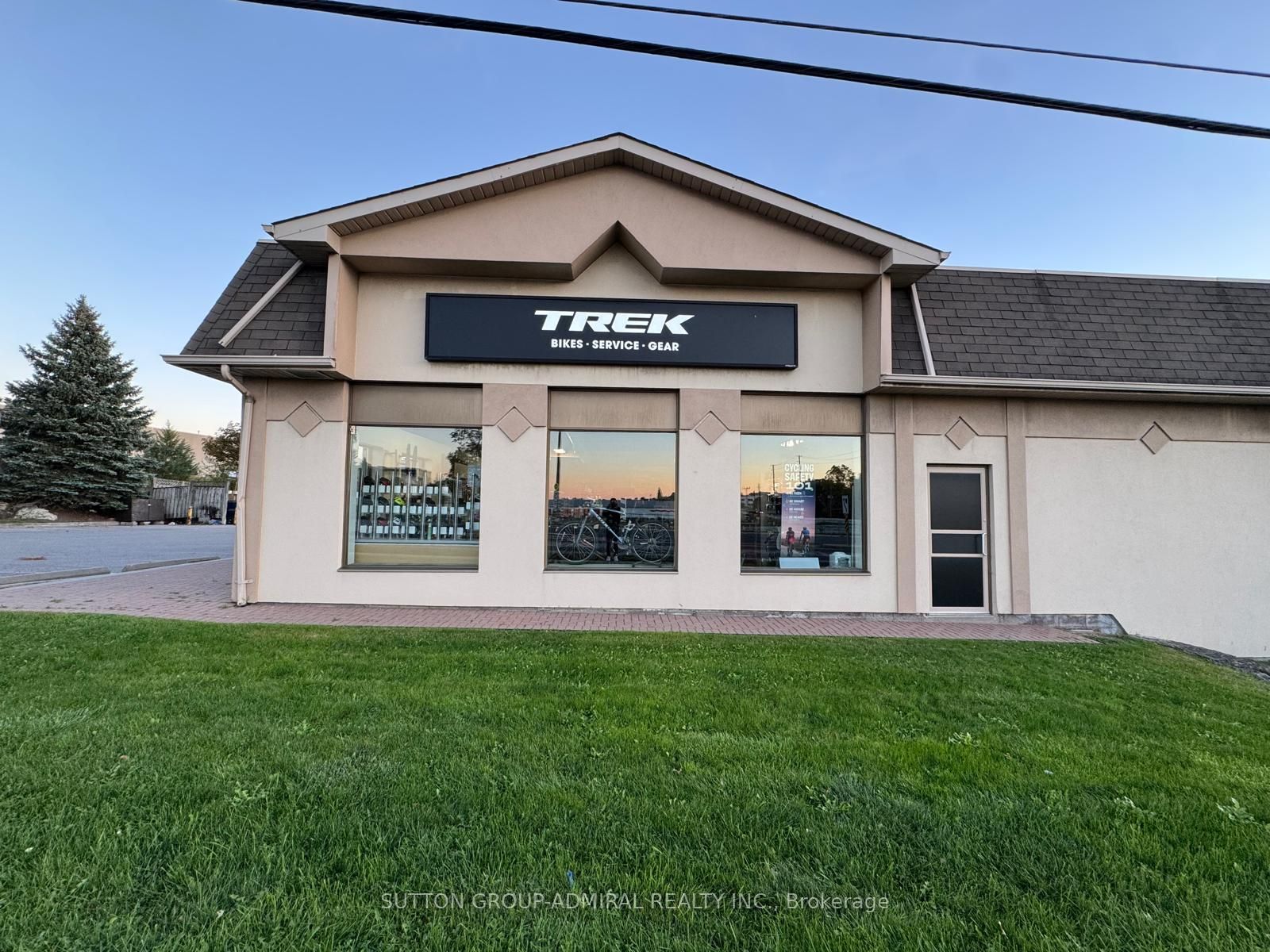 1 Industrial Parkway S Property Photo 5