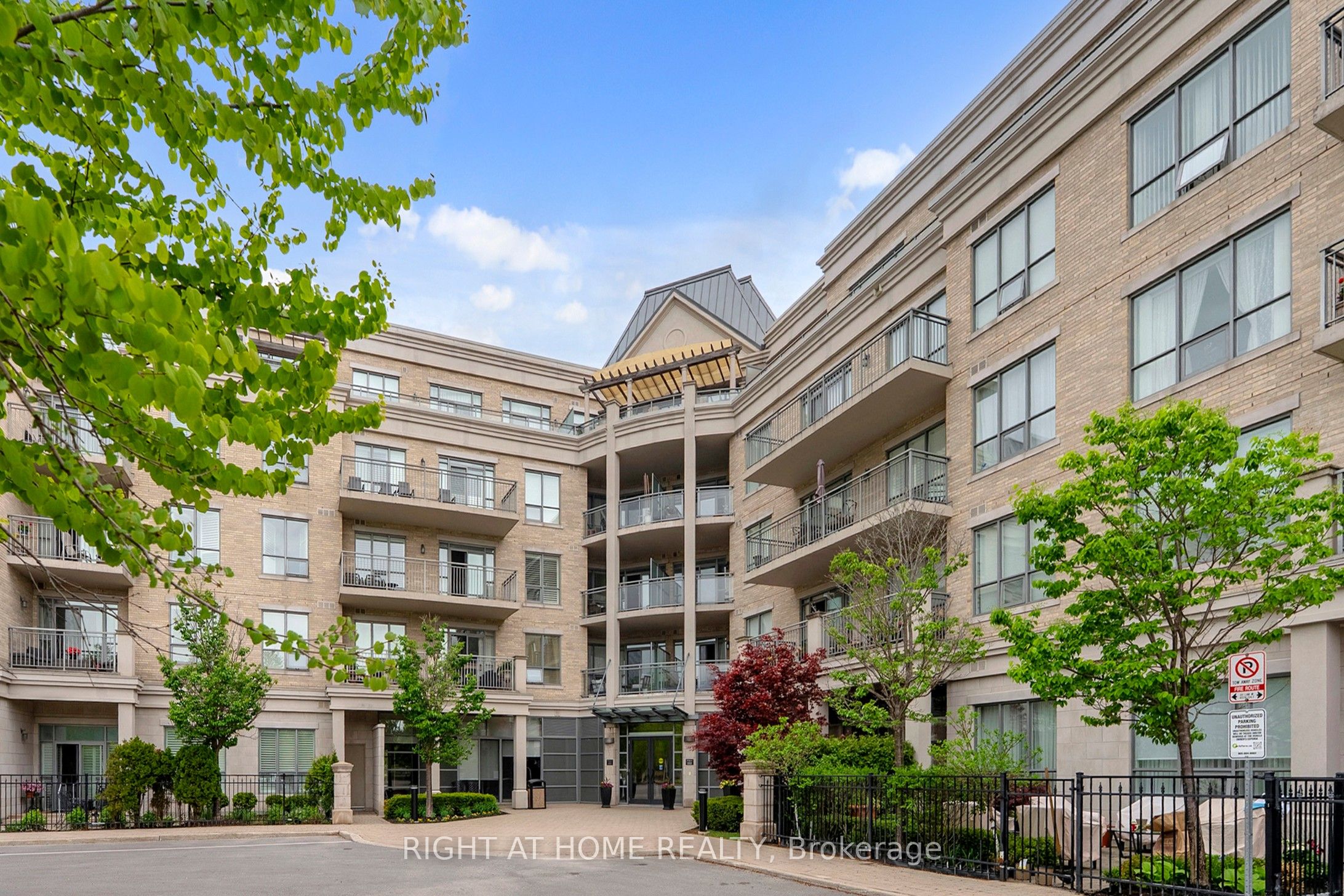 180 John West Way 422 Property Photo 1