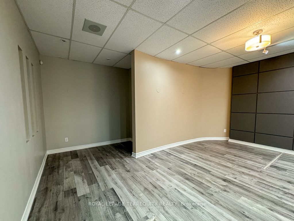 5402 Main Street 201 Property Photo 3