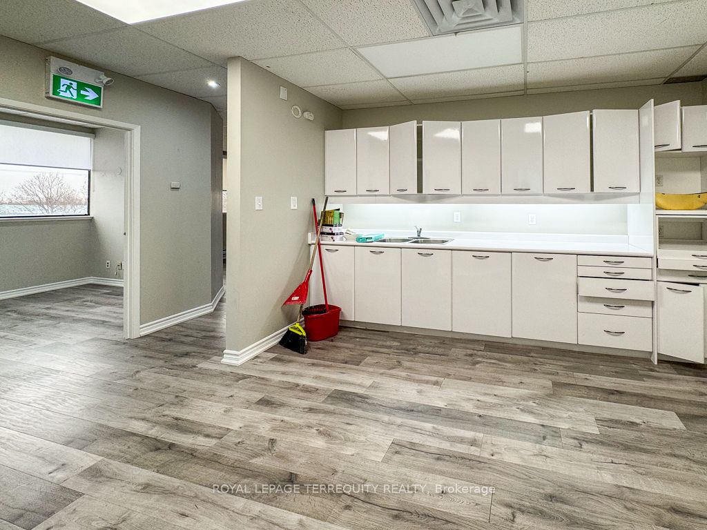 5402 Main Street 201 Property Photo 22