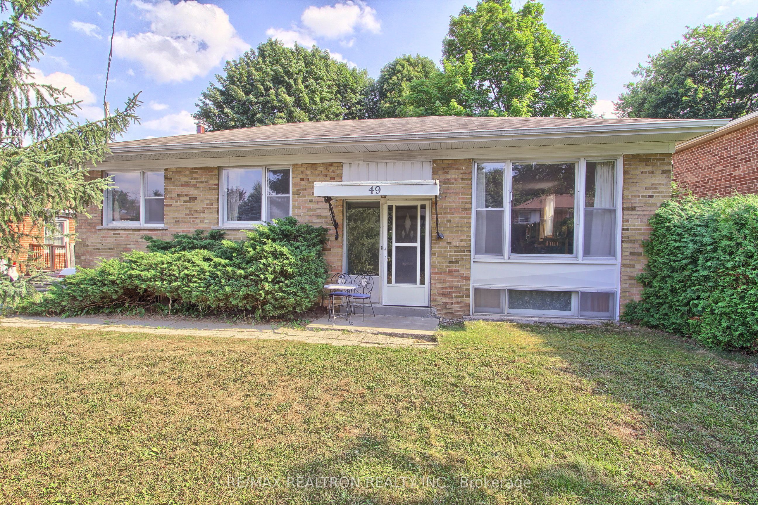 49 Monkswood Crescent Property Photo 1