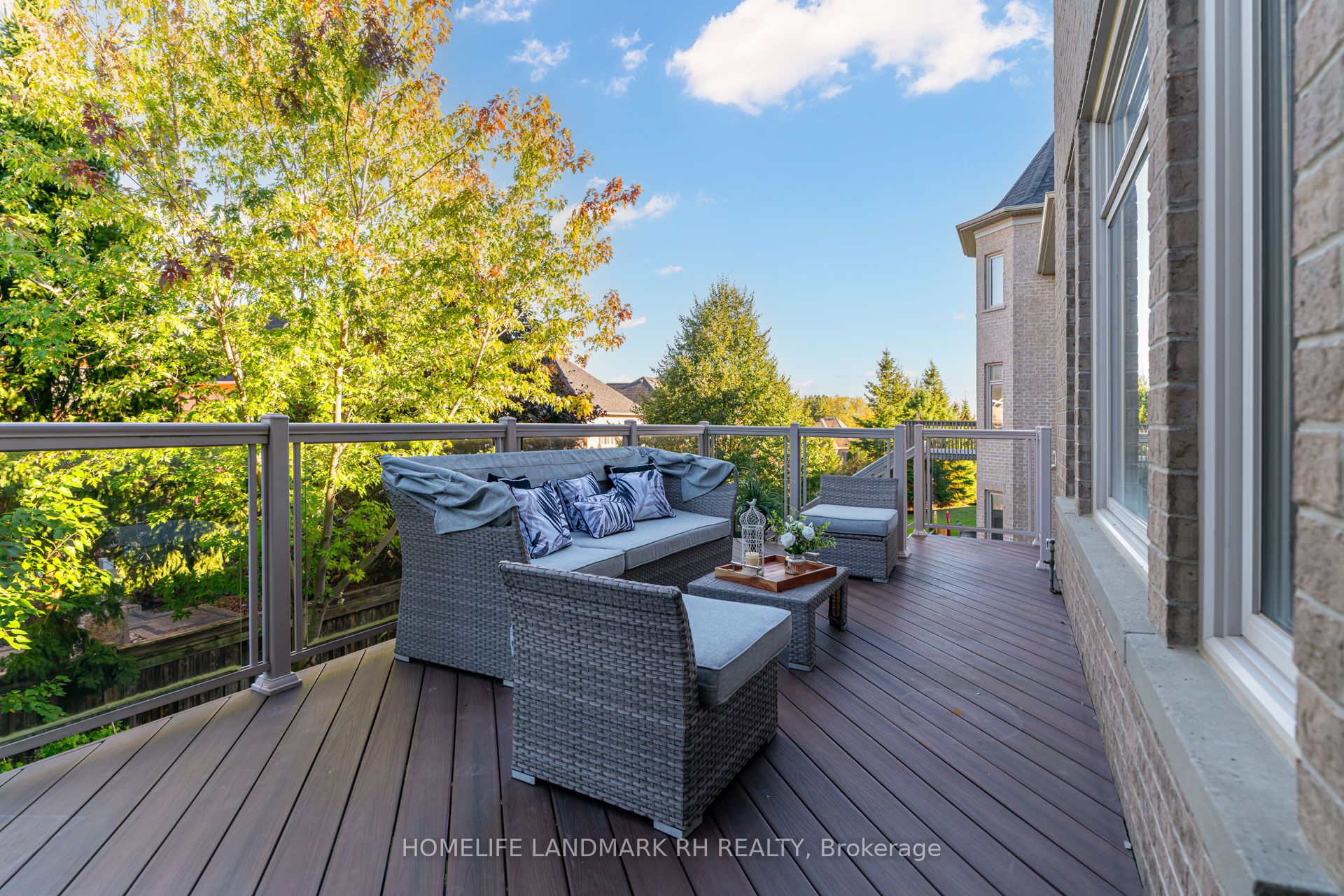 5 Finesse Court Property Photo 15