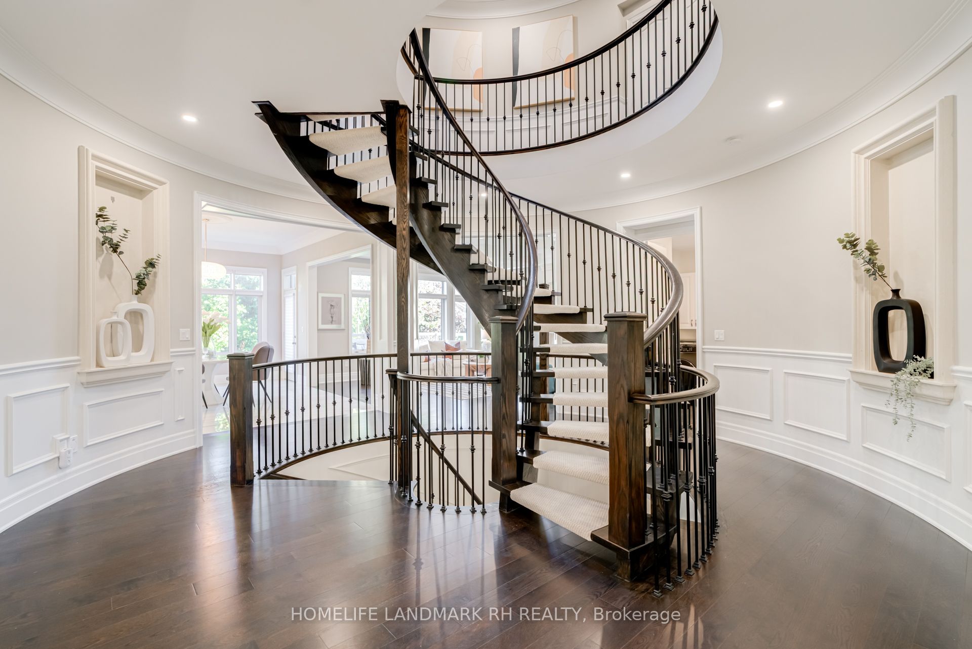 5 Finesse Court Property Photo 21