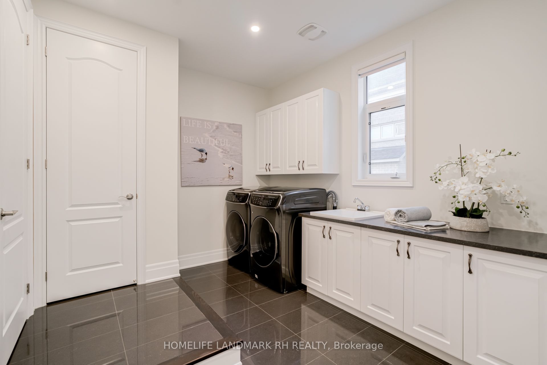 5 Finesse Court Property Photo 22