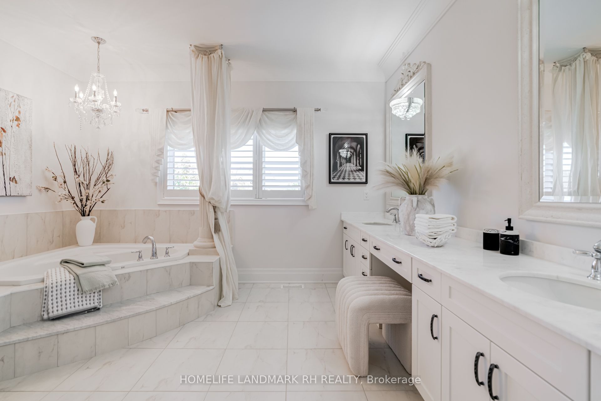 5 Finesse Court Property Photo 25