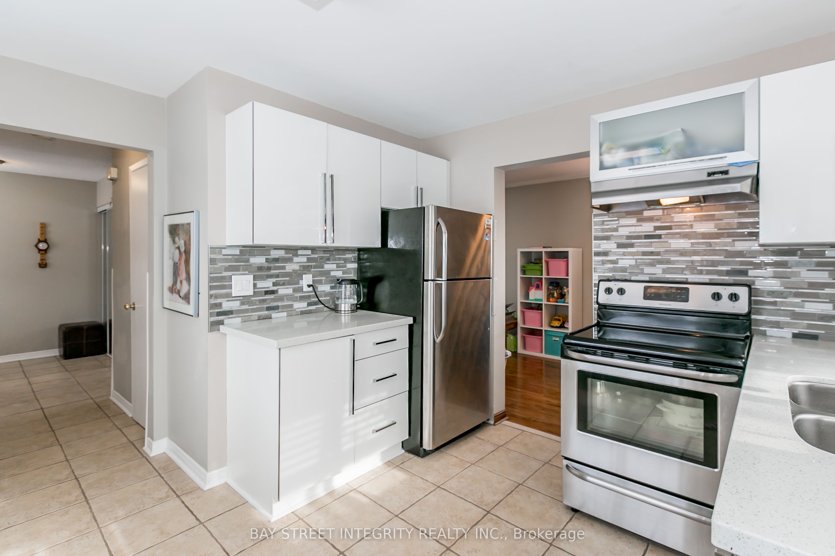 3 Maplegrove Avenue Property Photo 5