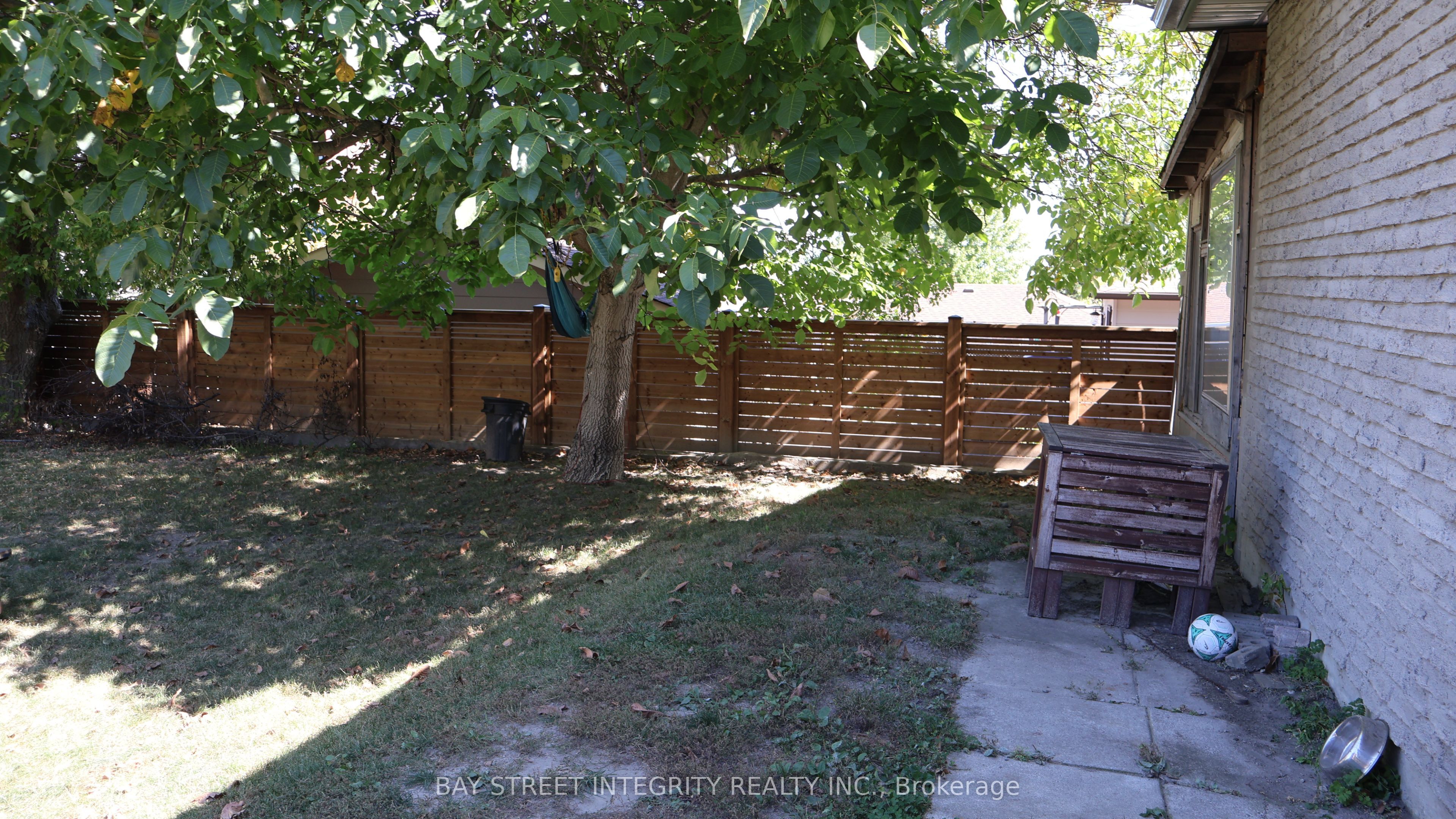 3 Maplegrove Avenue Property Photo 25