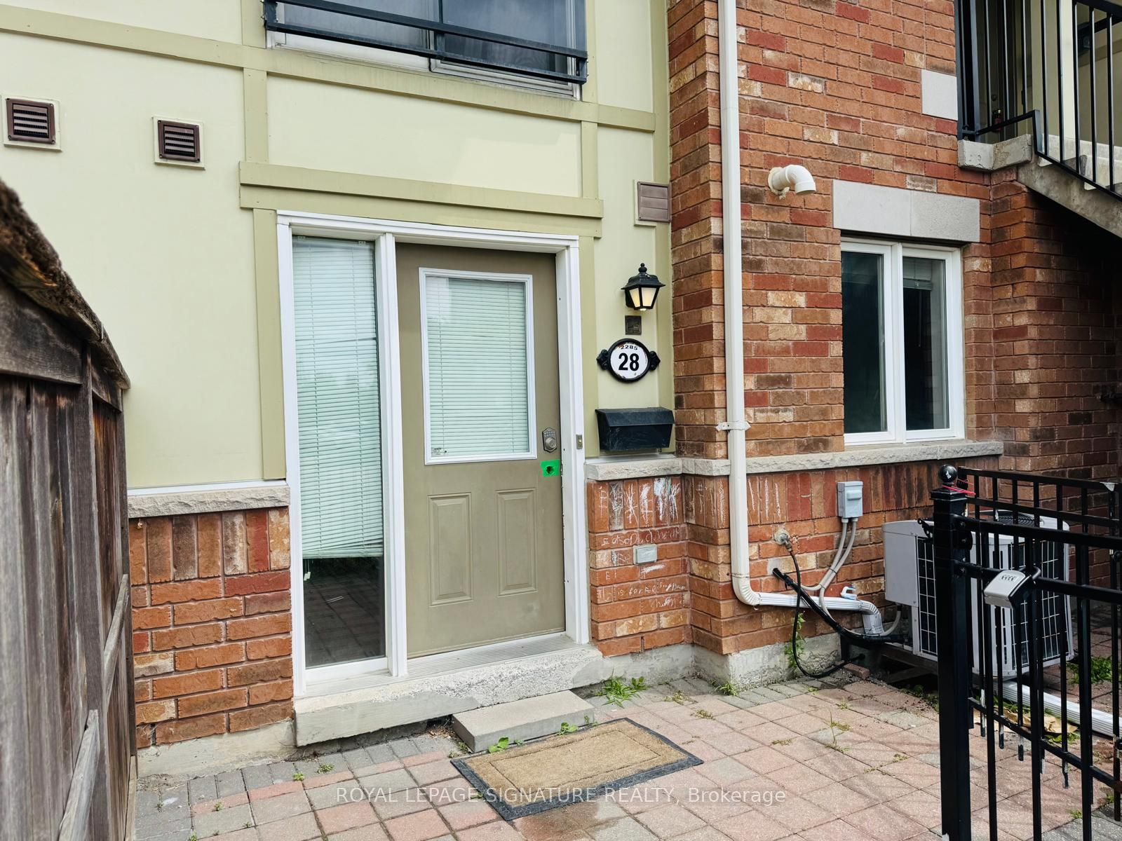 2285 Bur Oak Ave Property Photo 1