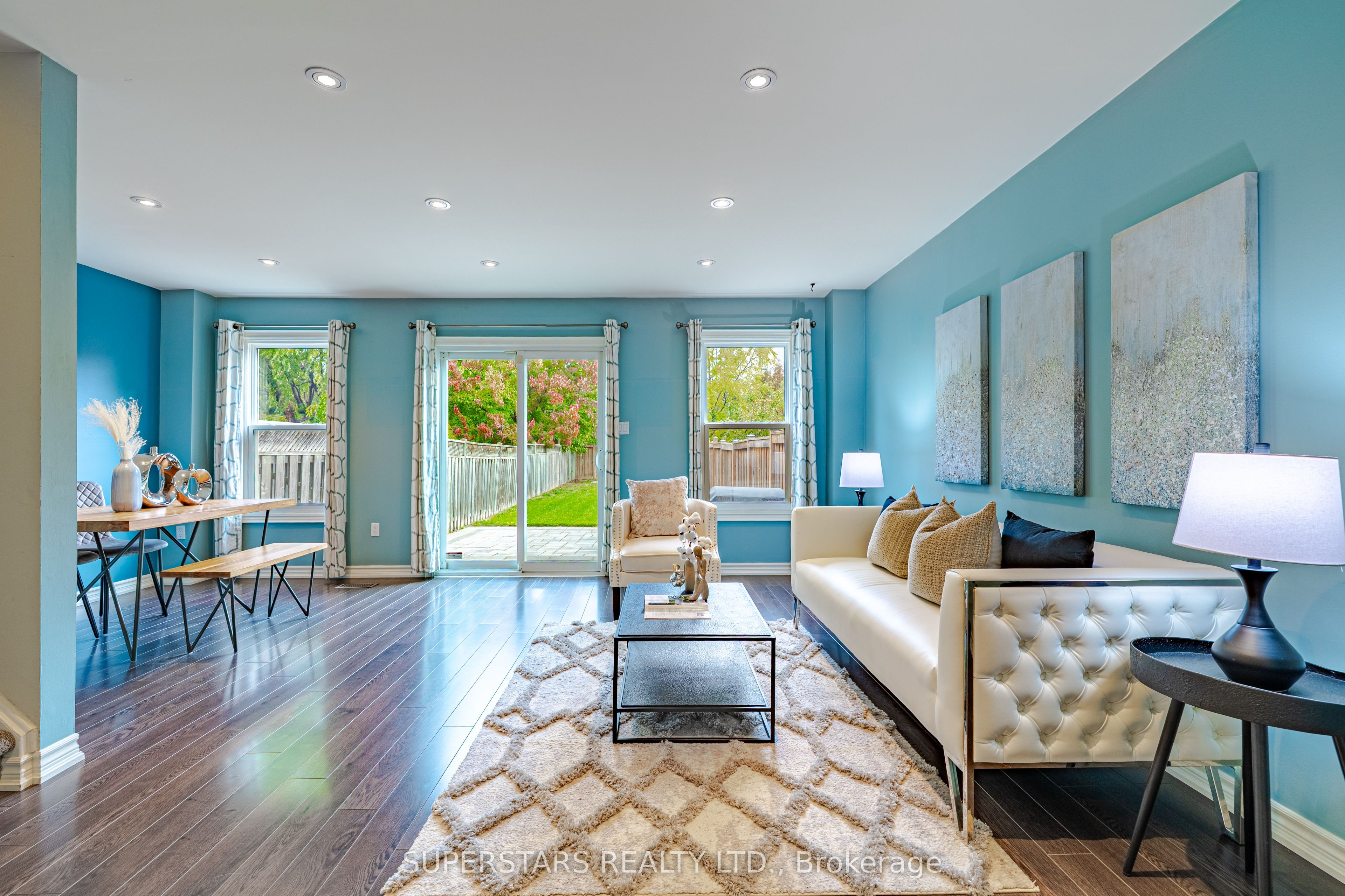 7 Steepleview Crescent Property Photo 1