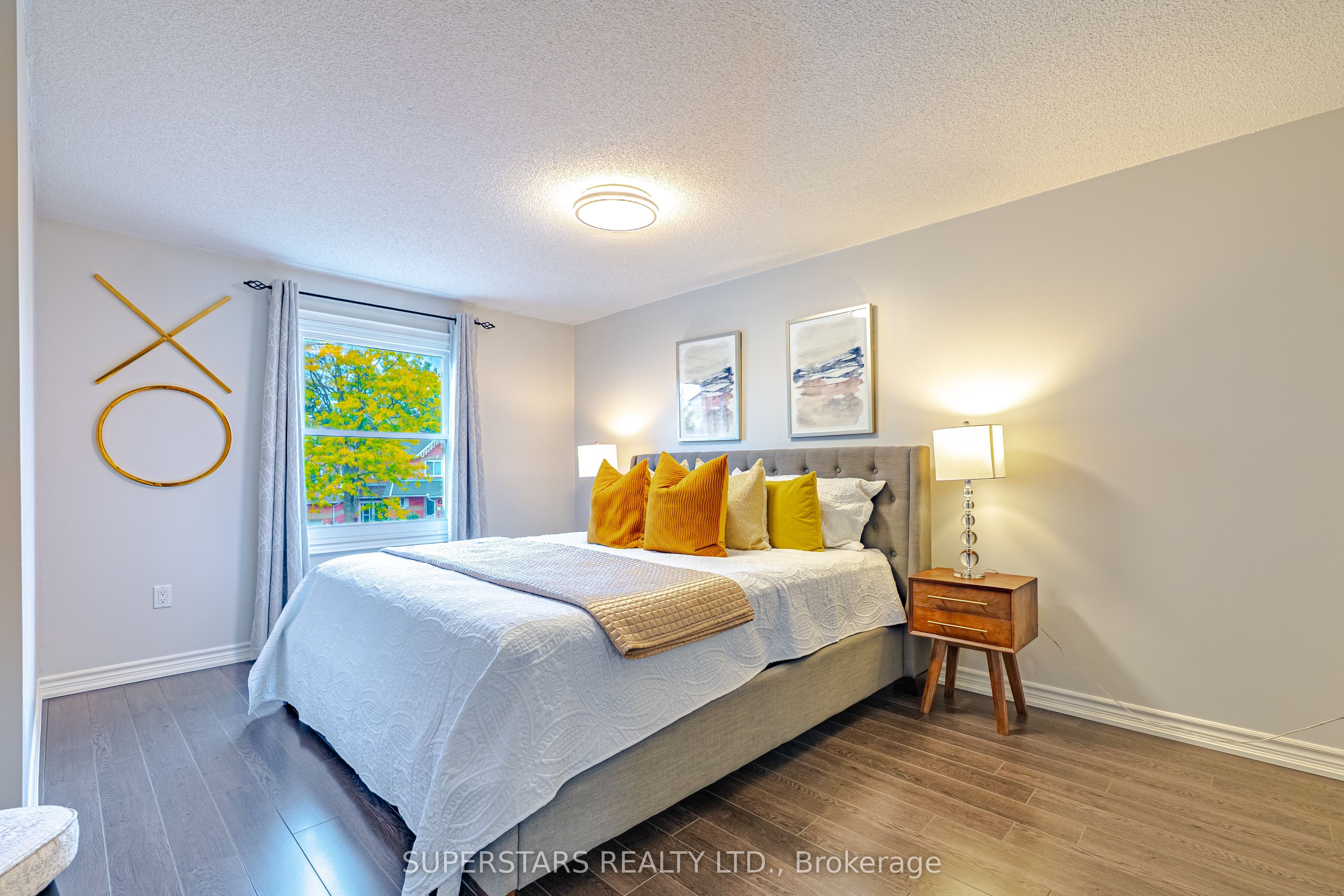 7 Steepleview Crescent Property Photo 9