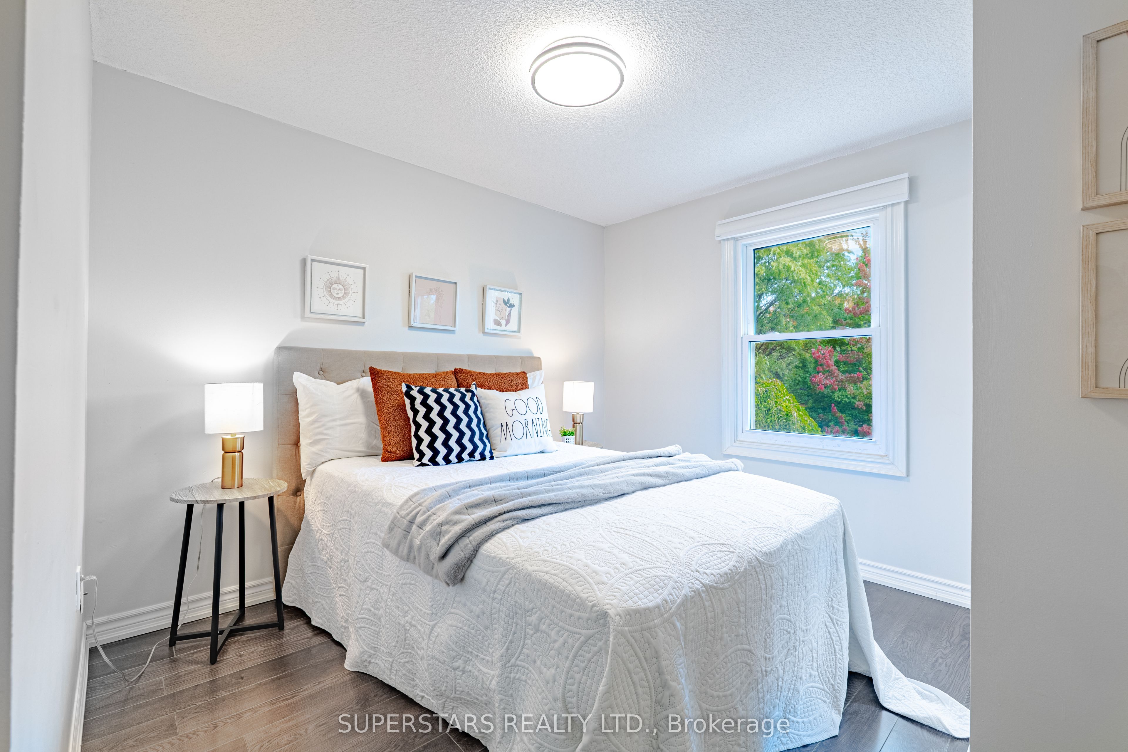 7 Steepleview Crescent Property Photo 12