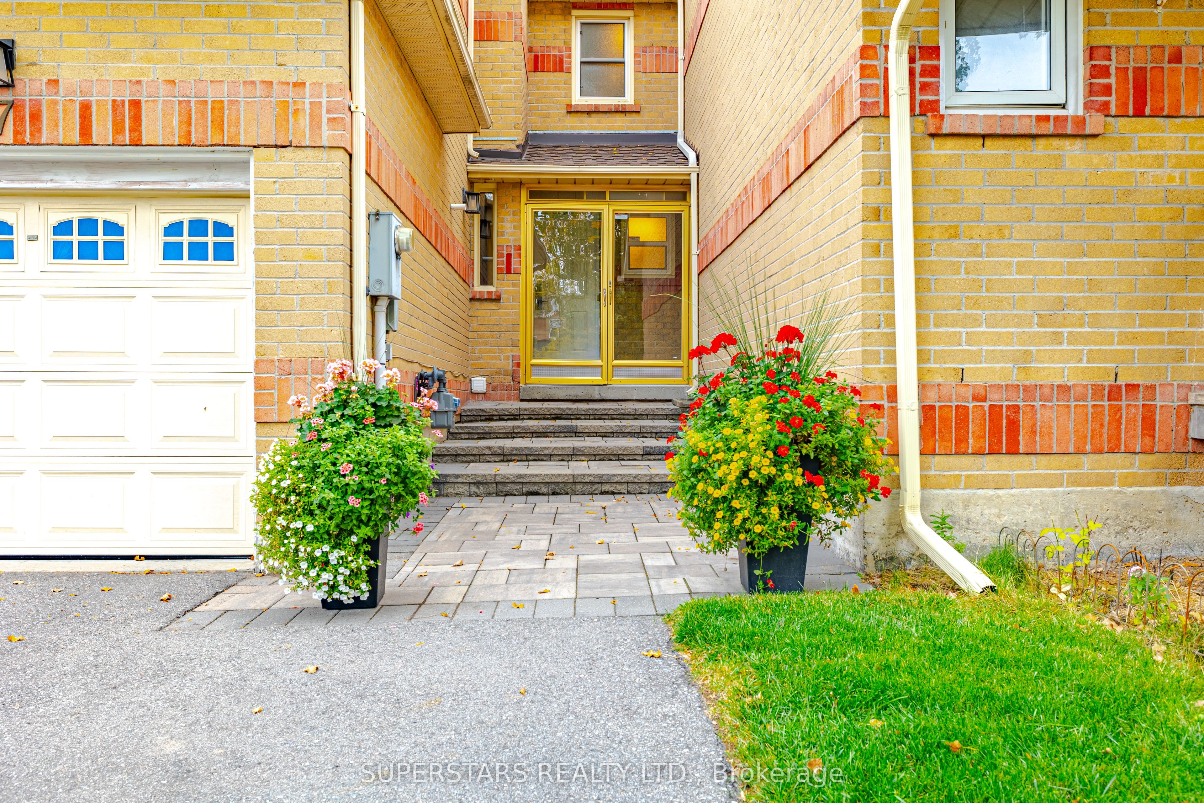 7 Steepleview Crescent Property Photo 25