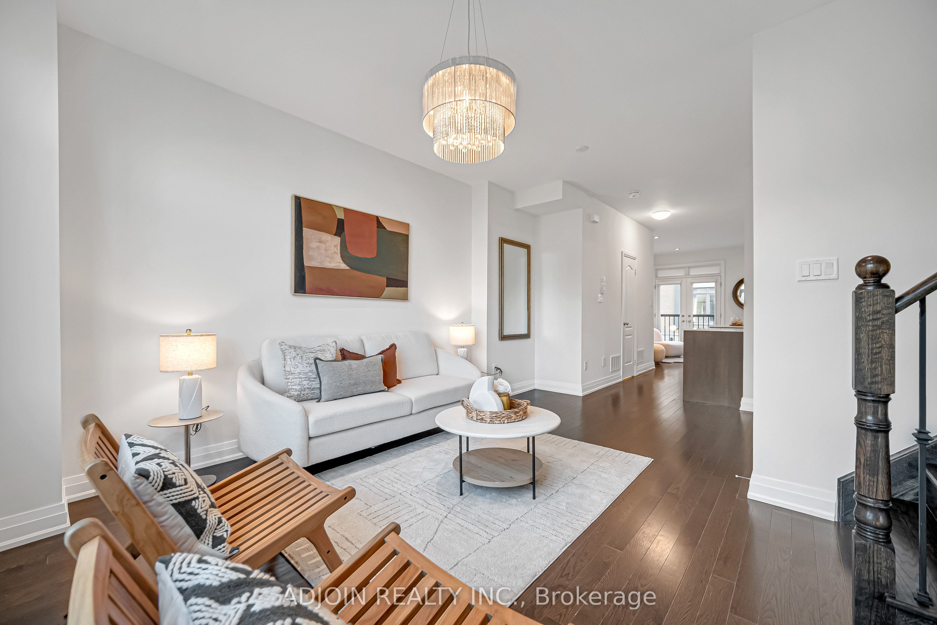 50 William Saville Street Property Photo 2