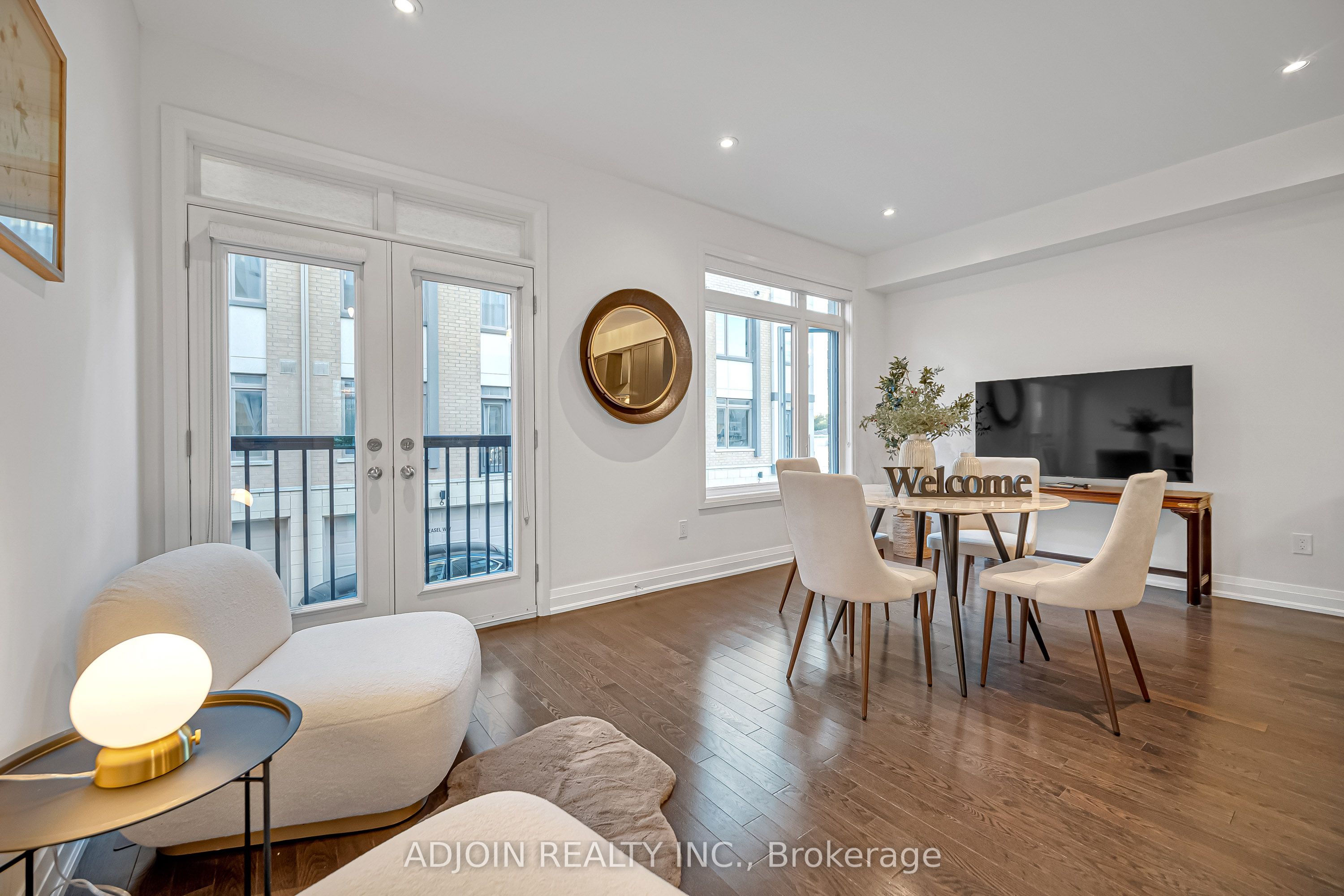 50 William Saville Street Property Photo 8