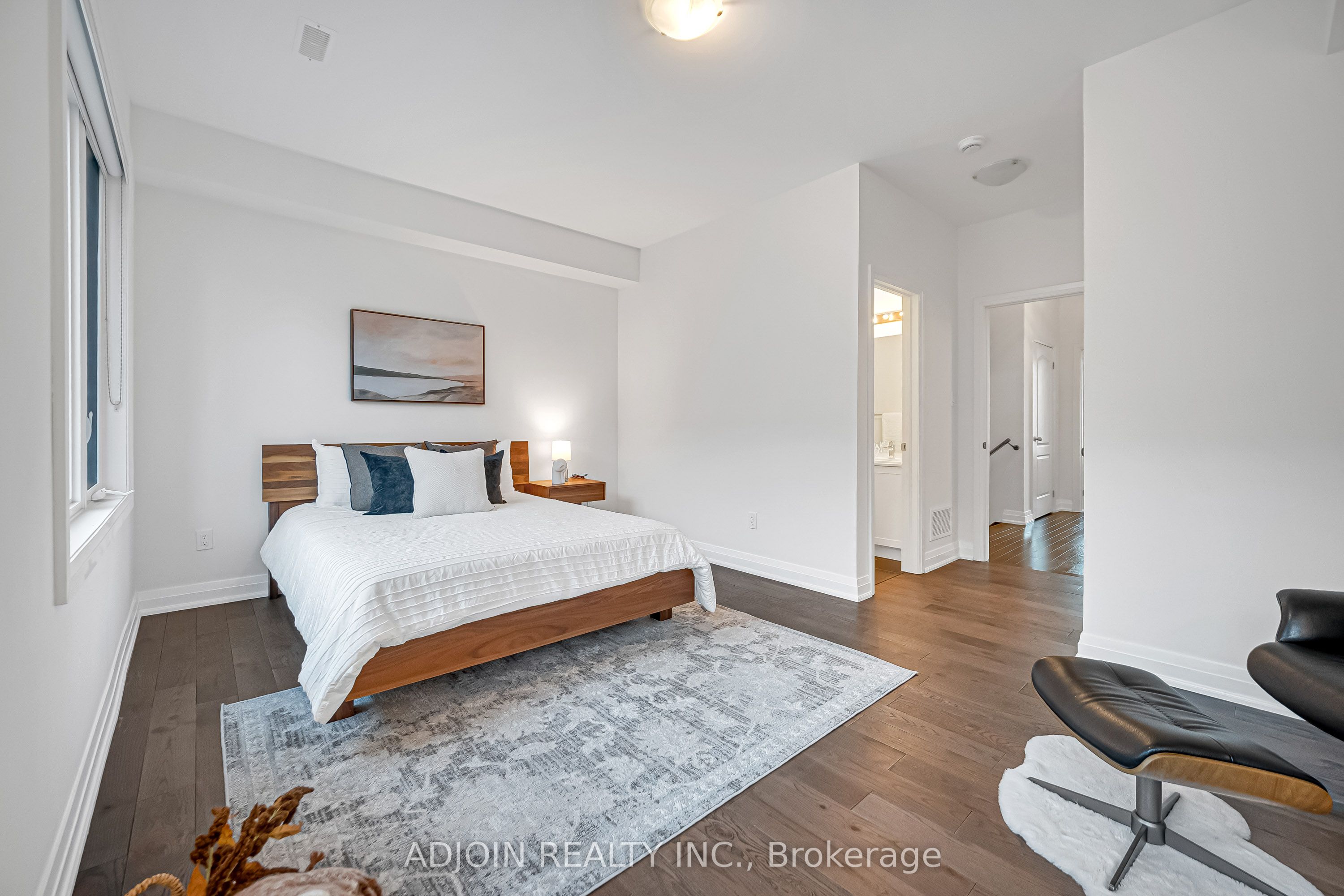 50 William Saville Street Property Photo 17