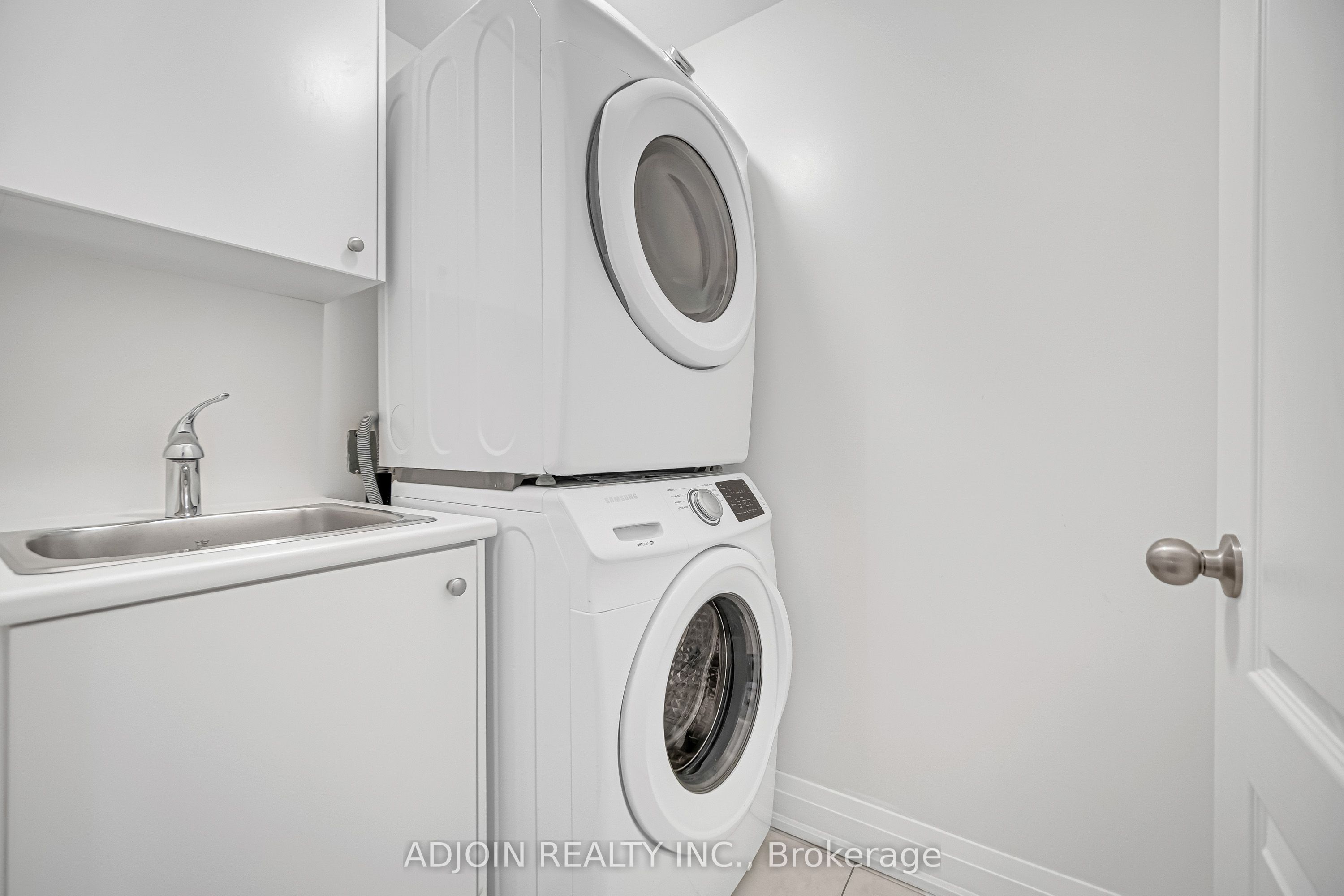 50 William Saville Street Property Photo 29