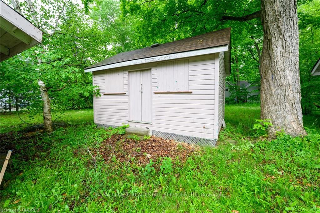 722 Hastings Avenue Property Photo 9