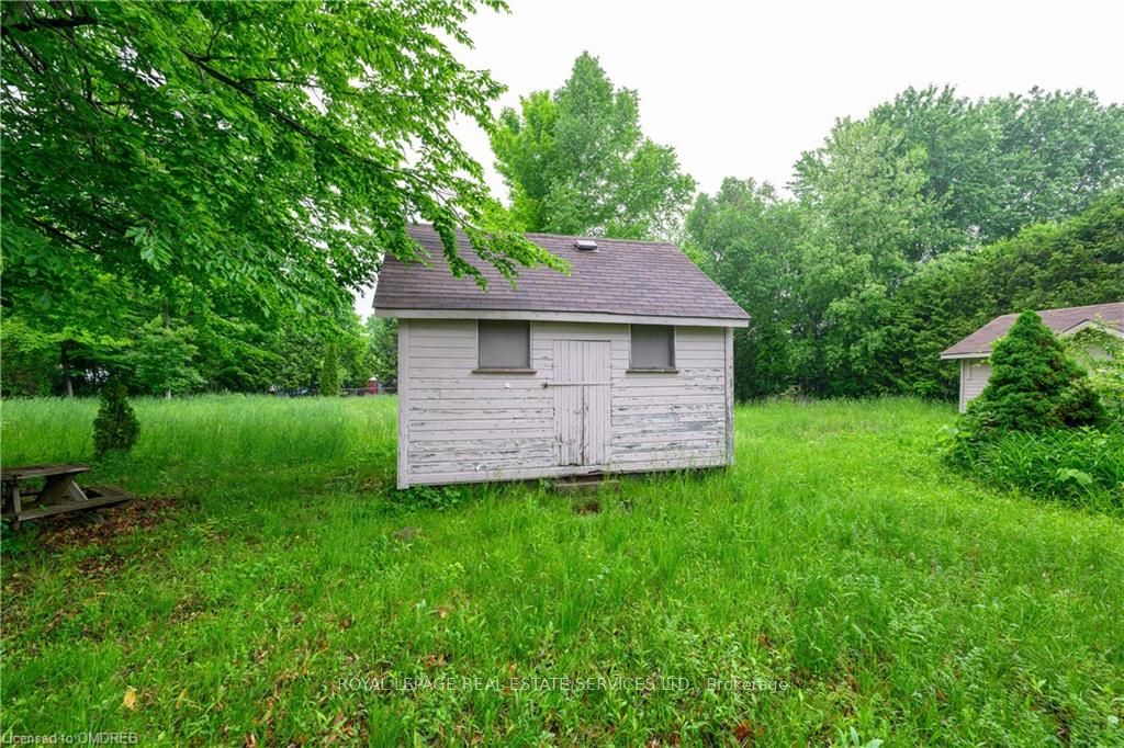 722 Hastings Avenue Property Photo 10