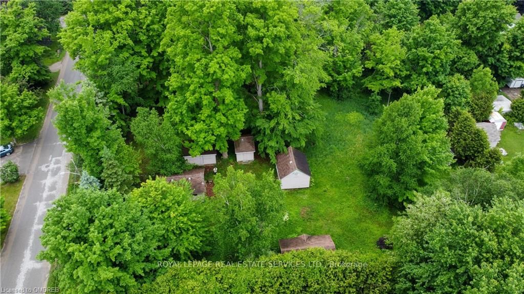 726 Hastings Avenue Property Photo 13